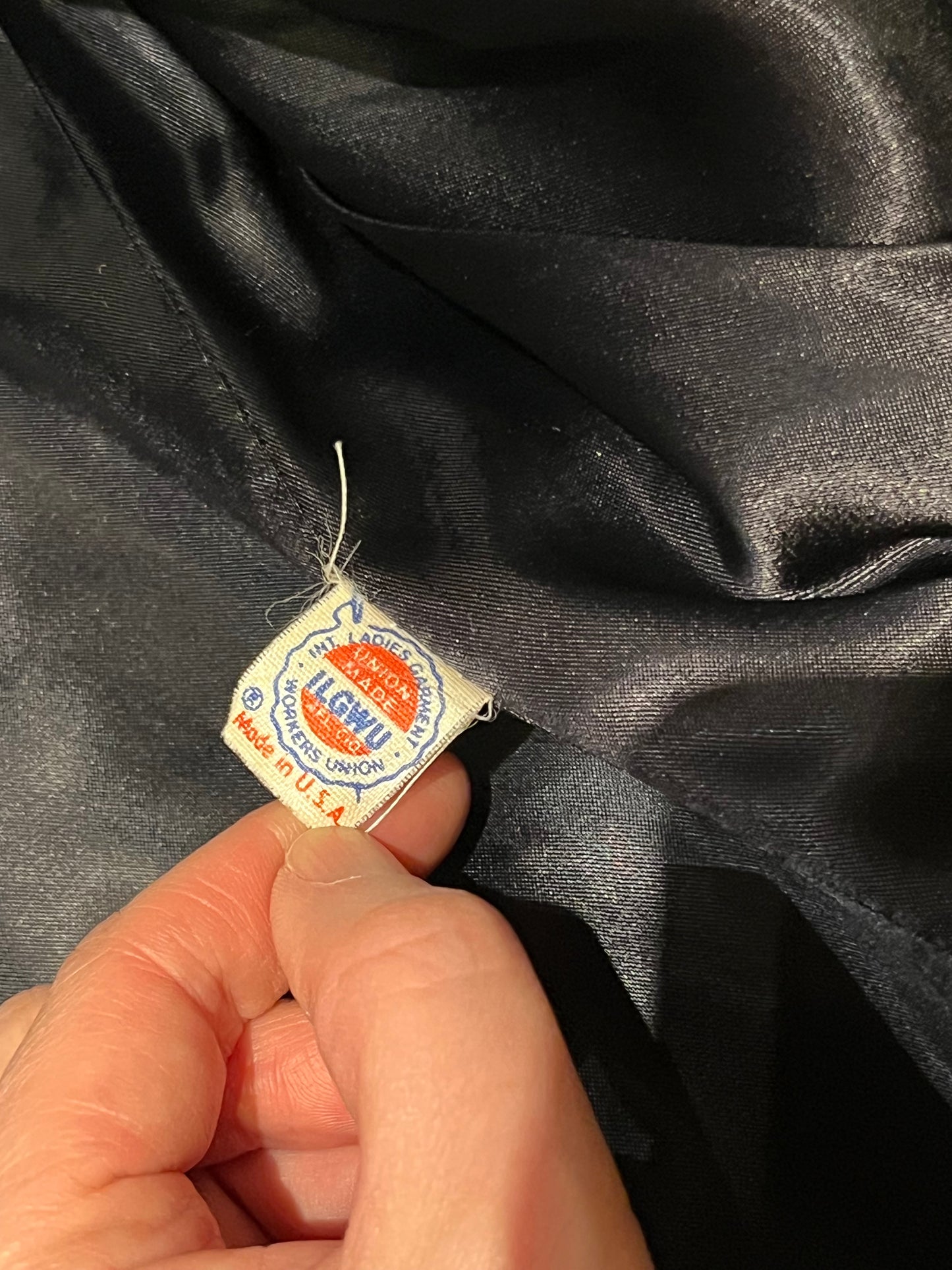 Vintage Fleurette of California from Nordstrom navy double breasted 100% camel hair coat with flap pockets.
Union Made in USA
Chest 41”