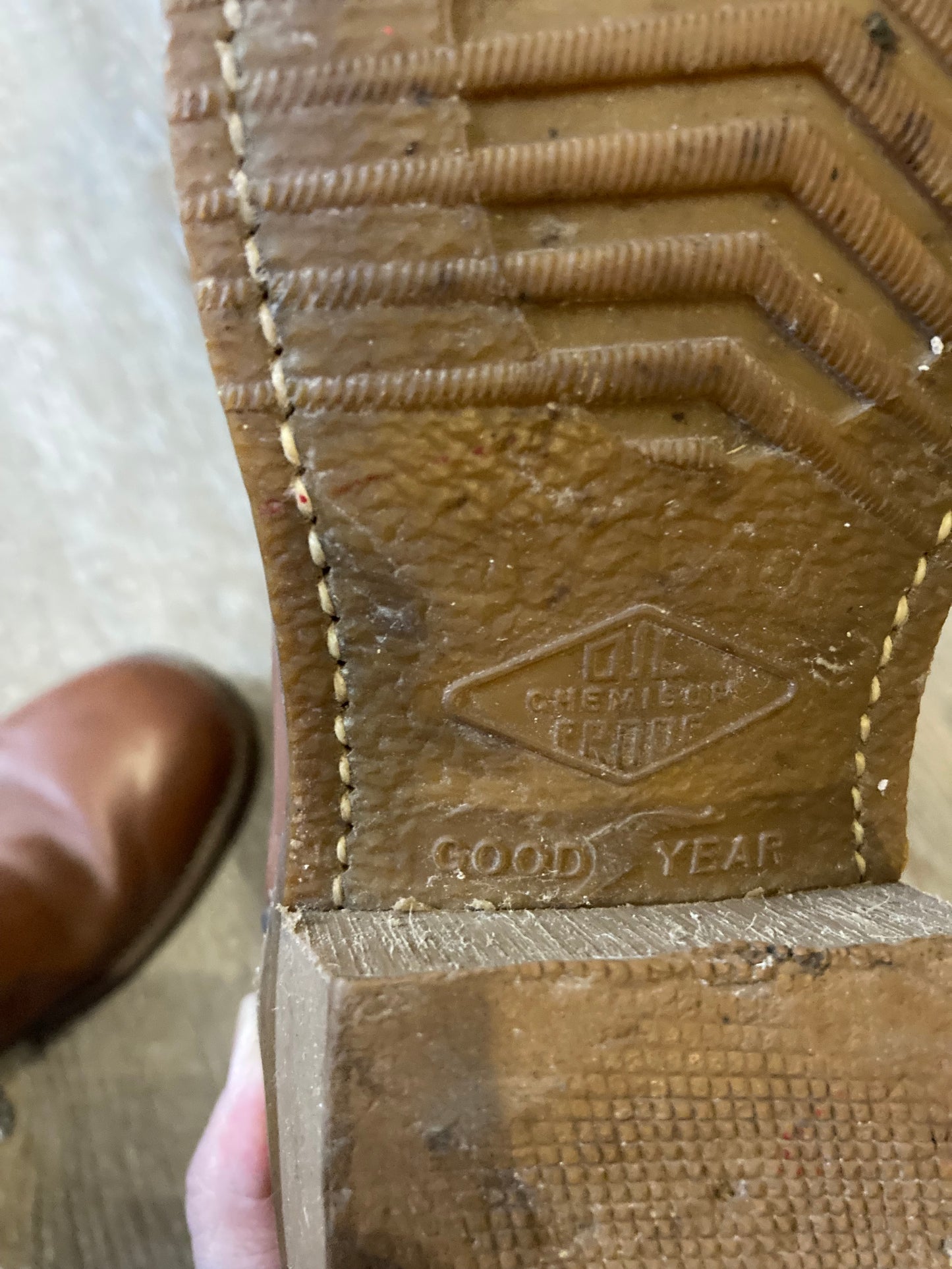 Vintage SECA western style brown leather safety boots with steel toes and goodyear welt synthetic soles. Made in Canada. Size - no marked size but it fits like a 9.5/ 10M US/ 43 EUR