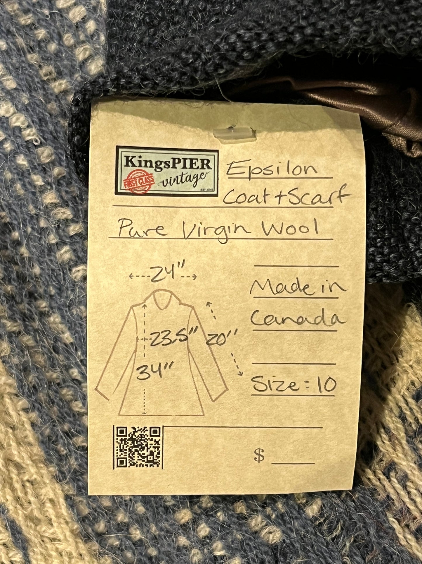 Vintage Epsilon blue and white 100% pure virgin wool coat with attached scarf, button closures and two front pockets.
Made in Canada
Size 10