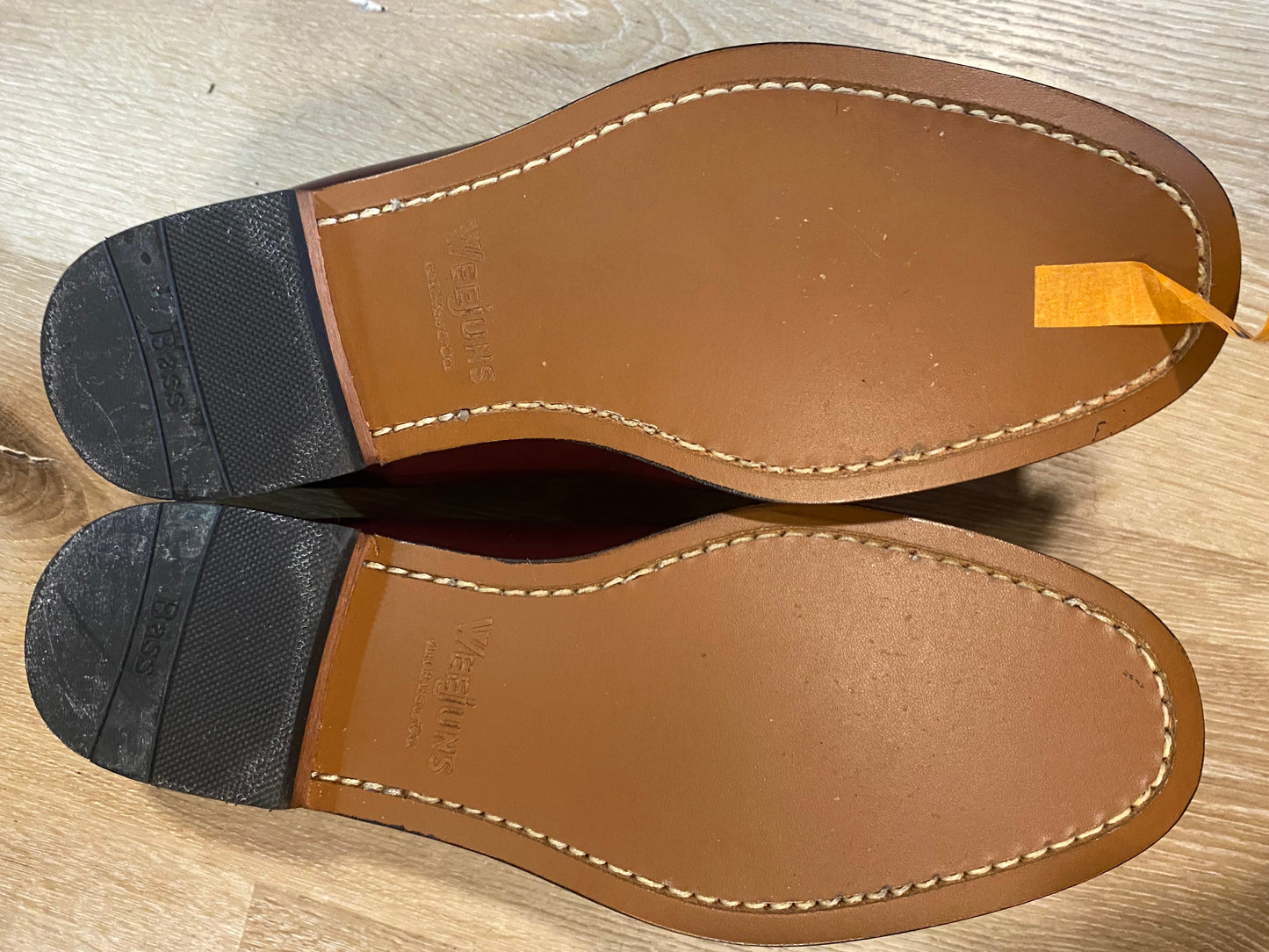 Kingspier Vintage - Burgundy Weejuns Penny Loafers by G.H Bass & Co - Sizes: 8.5M 10.5W 41-42EURO, Made in El Salvado, Balance Man-Made Materials, Leather Uppers and Outsoles