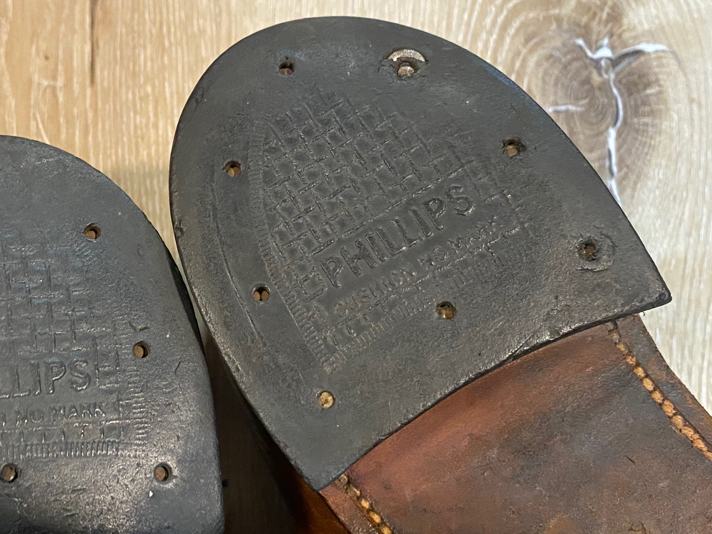 Kingspier Vintage - Brown Plain Toe Derbies by Dack’s The Bondstreet Shoe - Sizes: 9M 11W 42EURO, Made in England, Leather Soles and Insoles, Phillips Cushion No Mark Heels