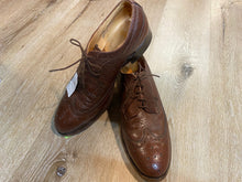 Load image into Gallery viewer, Kingspier Vintage - Brown Steel Toe Camel Skin Texture Leather Full Brogue Wingtip Derbies by Seco - Sizes: 11M 13W 44EURO, Made in Canada, eather Soles, Armotred Heels Made with Dupont Hypalon
