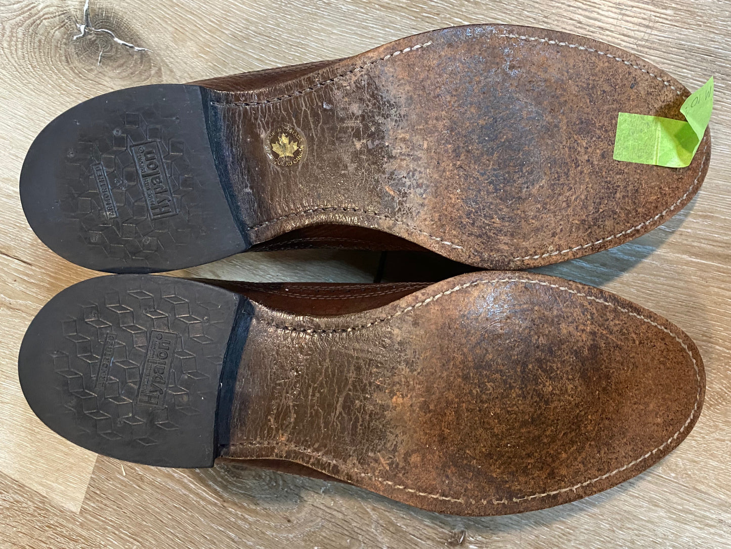 Kingspier Vintage - Brown Steel Toe Camel Skin Texture Leather Full Brogue Wingtip Derbies by Seco - Sizes: 11M 13W 44EURO, Made in Canada, eather Soles, Armotred Heels Made with Dupont Hypalon