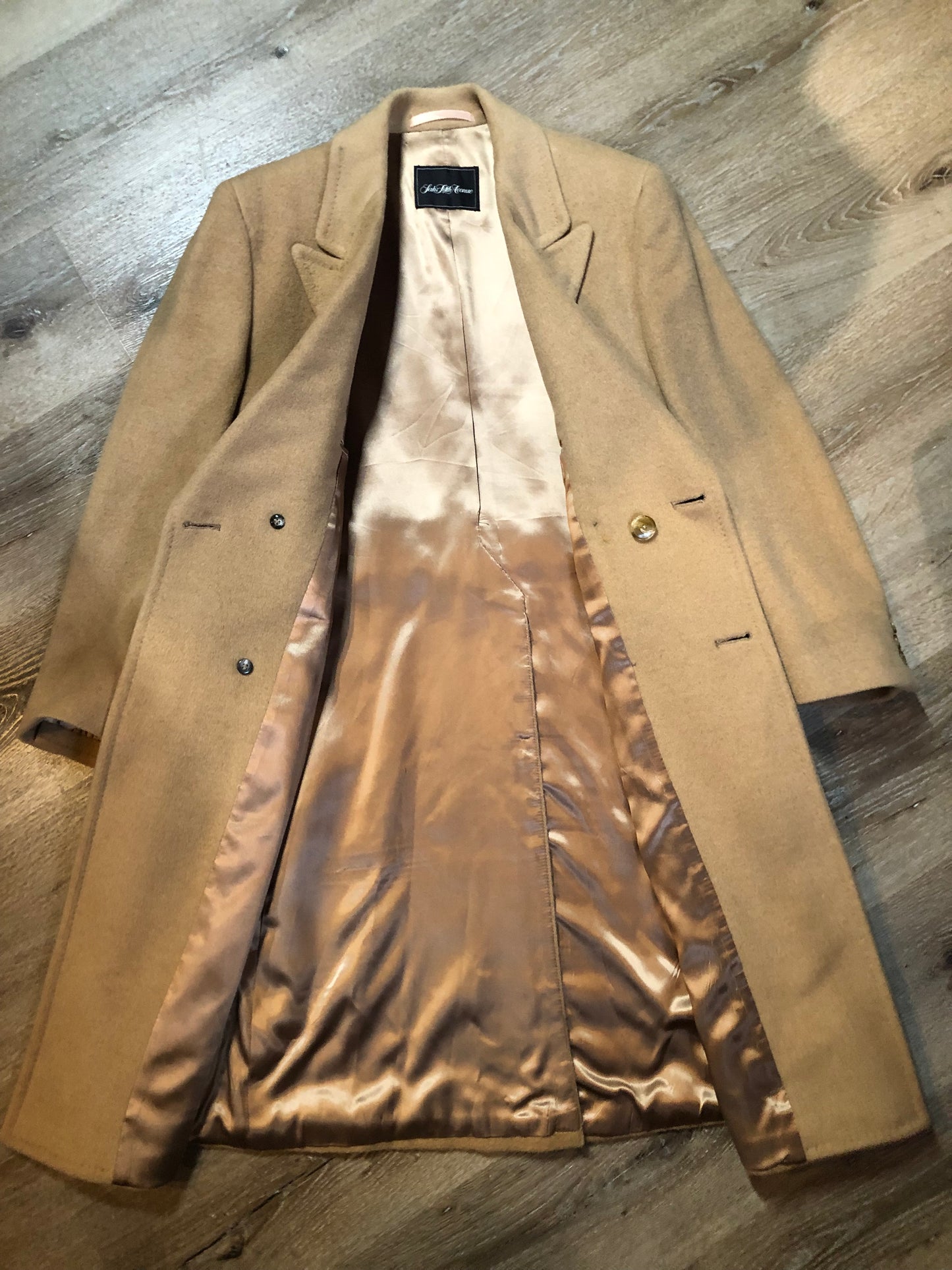 Vintage Saks Fifth Avenue full length double breasted coat in natural camel hair with flap pockets and satin lining. Union made in USA - Kingspier Vintage