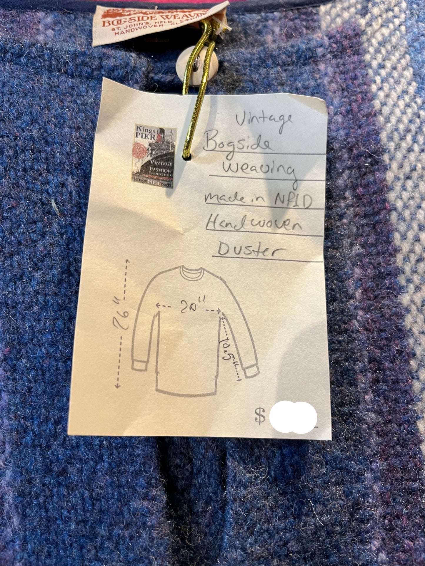 Vintage Bogside Weaving hand woven purple 100% pure wool cardigan with two button closures.
Made in St John’s, Newfoundland
