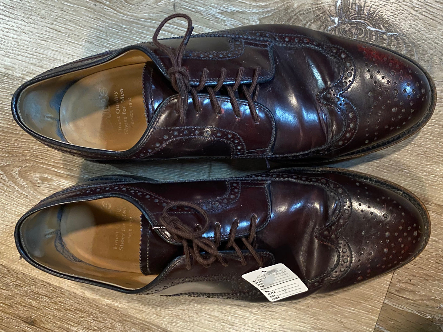 Kingspier Vintage - Dark Burgundy Full Brogue Wingtip Derbies by Dack's Finest Quality Shoes for Men - Sizes: 9M 11W 42EURO, Made in Mexico, Dack's Leather Soles and Rubber Heels, Genuine Goodyear Welt Leather Insoles, Some Fading on Tongue and Toe