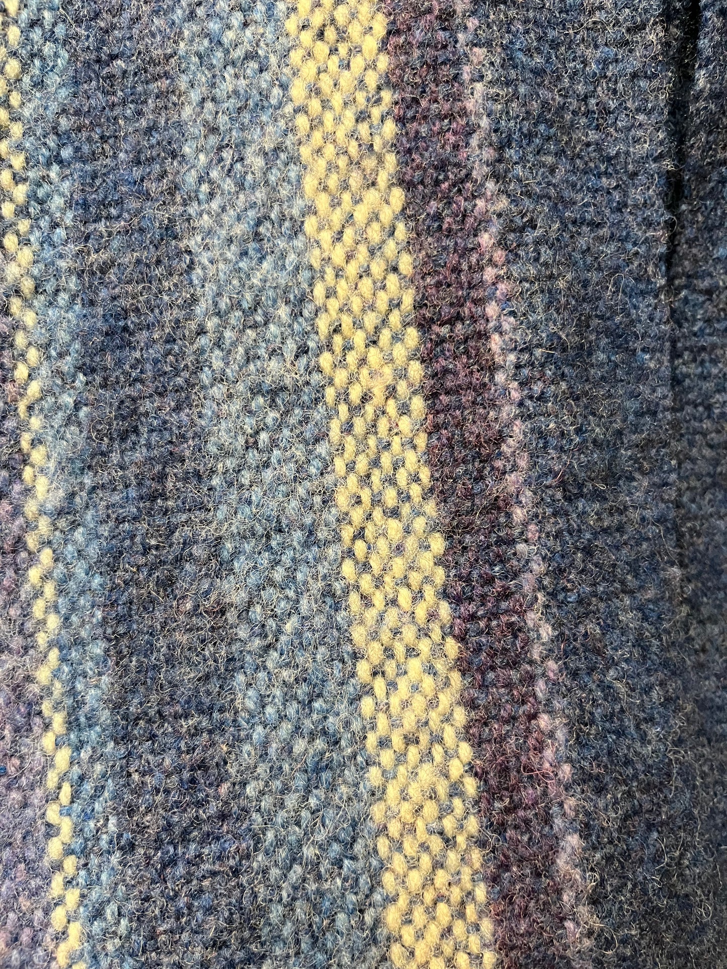 Vintage Bogside Weaving hand woven purple 100% pure wool cardigan with two button closures.
Made in St John’s, Newfoundland