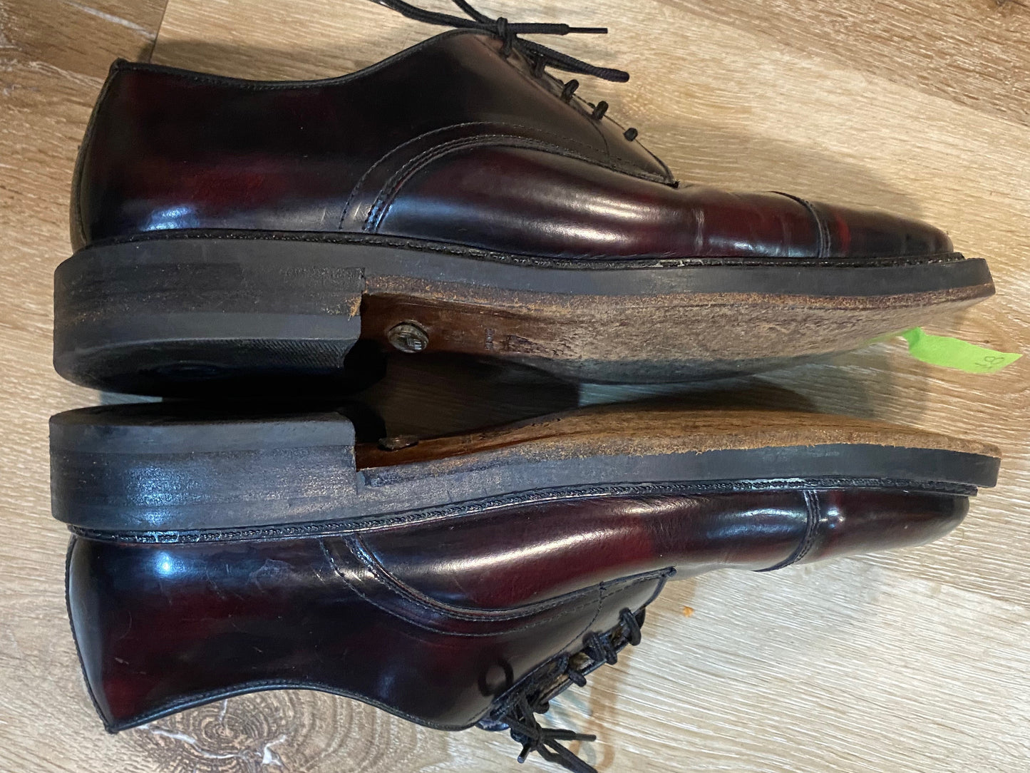 Kingspier Vintage - Dark Red Cap Toe Derbies by Aldo Traditions, Sizes: 9M 11W 42EURO, Made in Italy, Cuoio Altri Materiali, Leather Soles, Rubber Heels