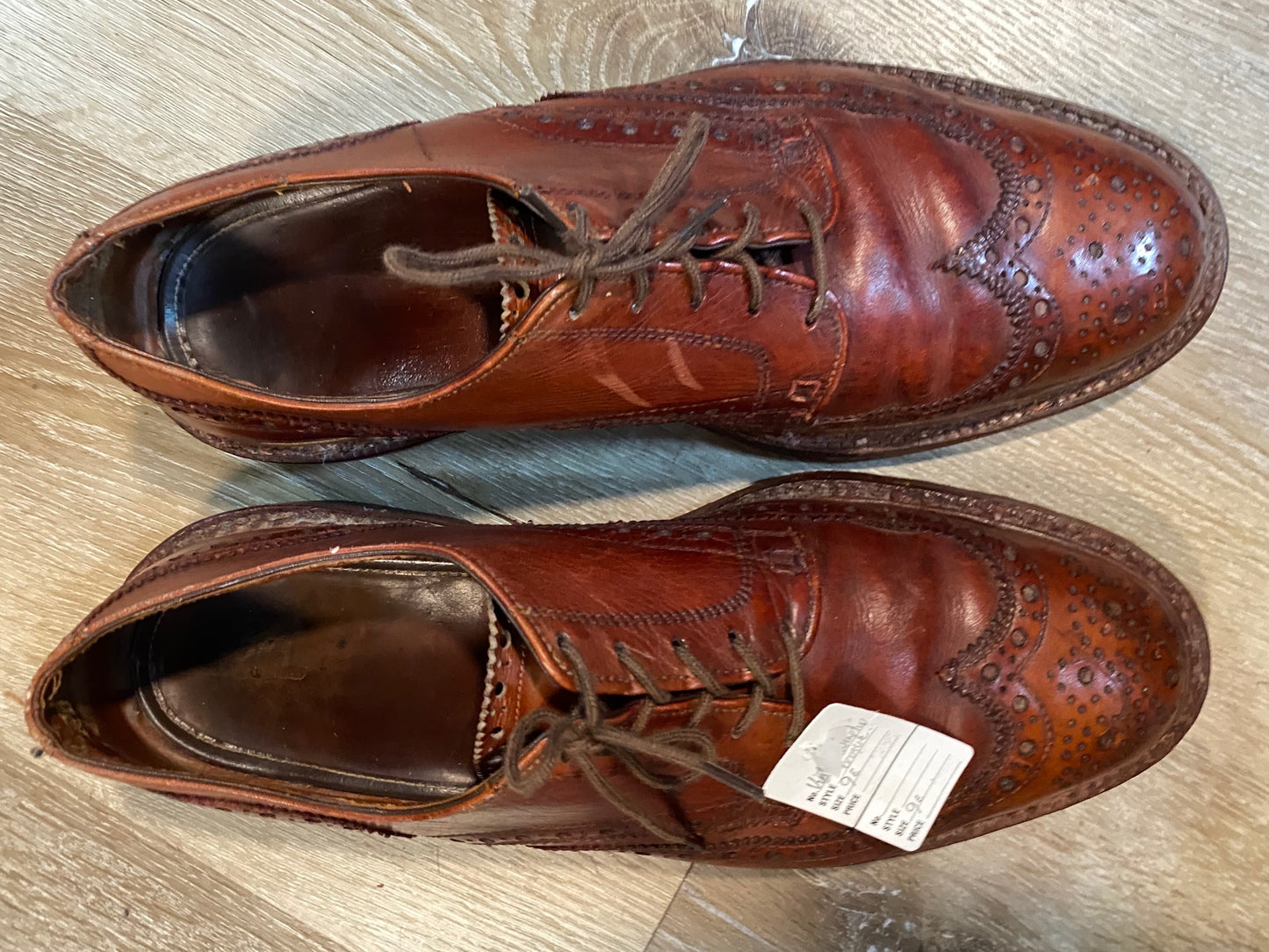 Kingspier Vintage - Brown Leather Full Brogue Wingtip Derbies - Sizes: 9M 11W 42EURO, Johnson Written in Pen on Sole of Left Shoe, Discolouration on Tongues, Cat's Paw Won't Slip Rubber Soles