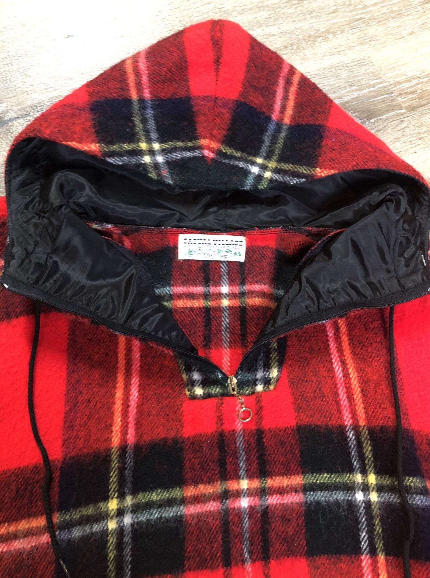 Kingspier Vintage - Royal Stewart tartan wool cape with hood, quarter zip and fringe.