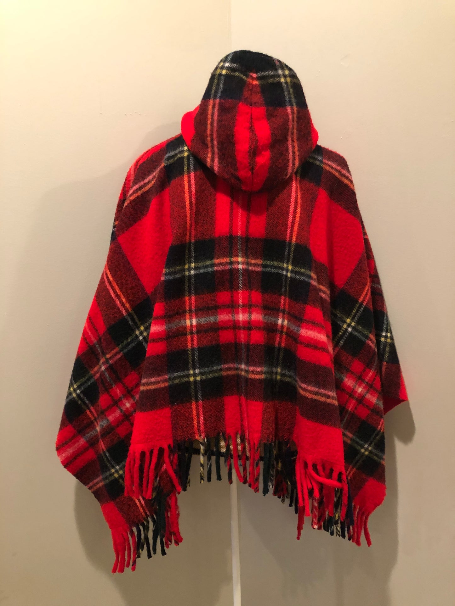 Kingspier Vintage - Royal Stewart tartan wool cape with hood, quarter zip and fringe.