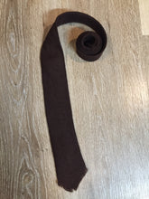 Load image into Gallery viewer, Kingspier Vintage - Dark brown wool tie, maybe from the 30’s or 40’s. Fringe edge.

Length: 49”
Width: 2.5” 

This tie is in excellent condition.
