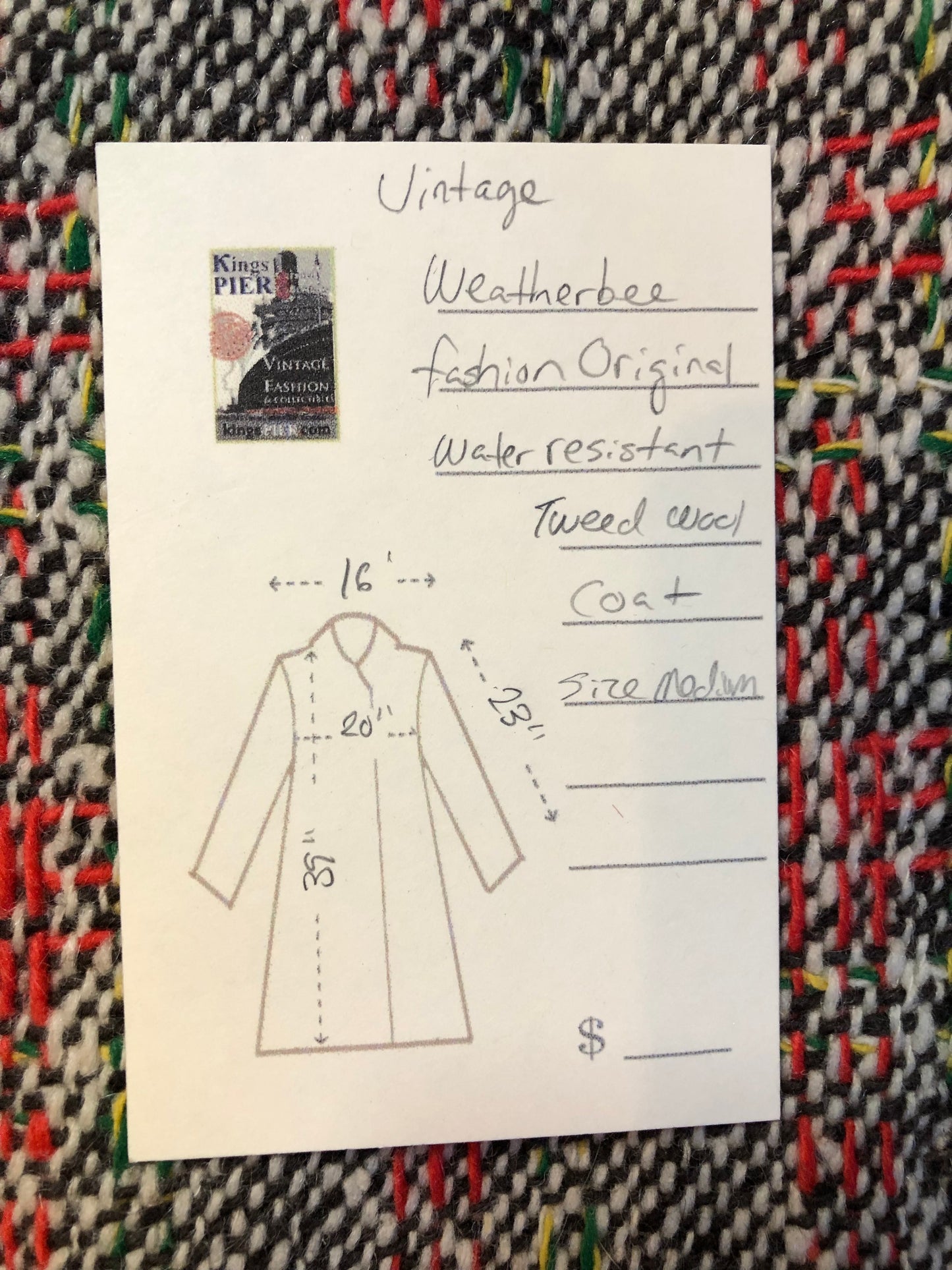 Kingspier Vintage - Vintage Weatherbee “Fashion Original” water resistant coat in white, red, black, yellow and green tweed.
Coat features button closures, two front pockets and a satin lining.
Size Medium.