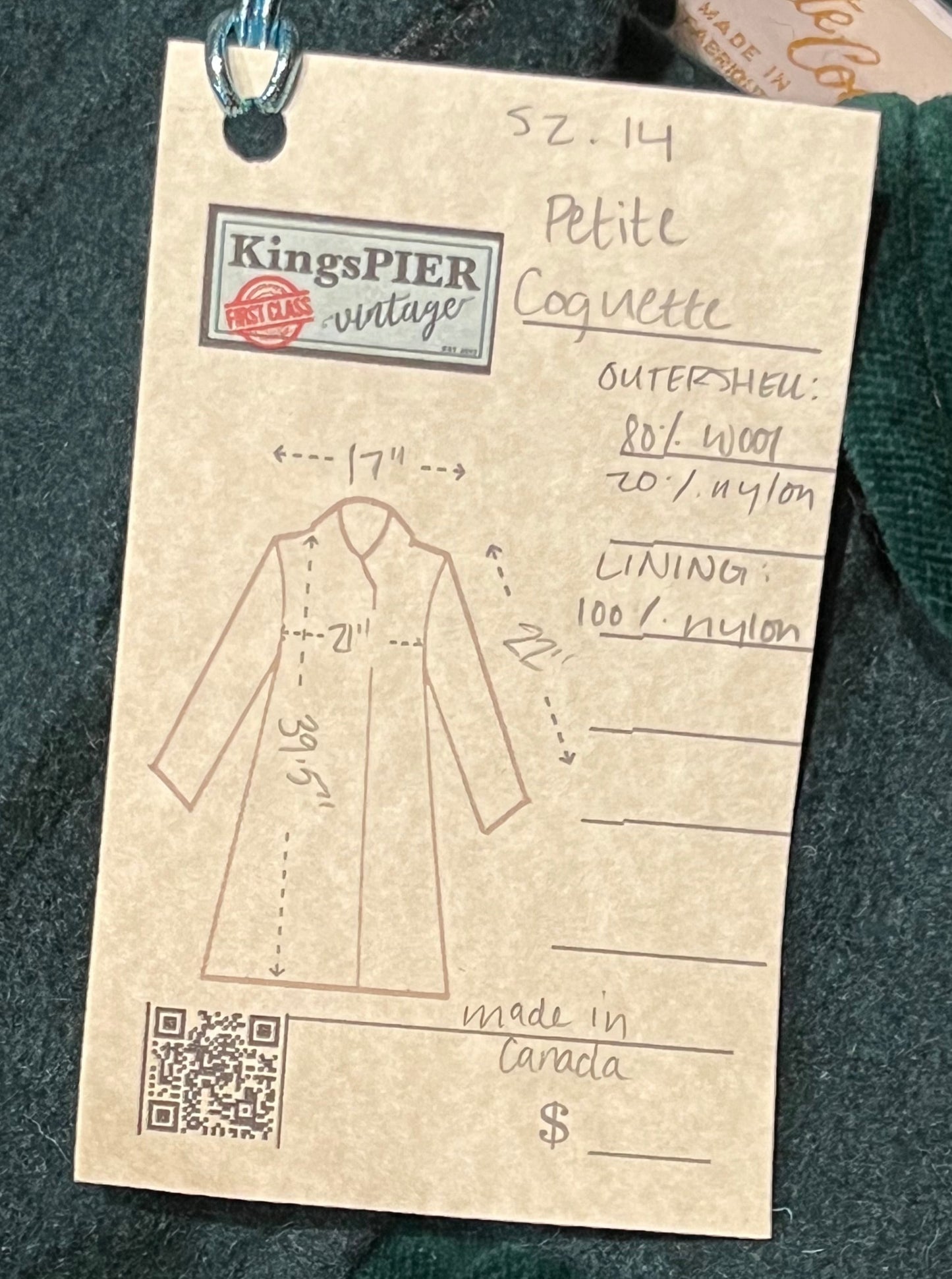 Vintage Coquette dark green wool/ nylon blend coat with button closures, two front pockets, quilted lining, velvet trim and a bow detail in the back.
Made in Canada
Size 14/ Chest 42”