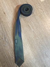 Load image into Gallery viewer, Kingspier Vintage - Vintage green and blue abstract design tie. Fibres unknown.

Length: 53.5” 
Width: 2” 

This tie is in excellent condition.
