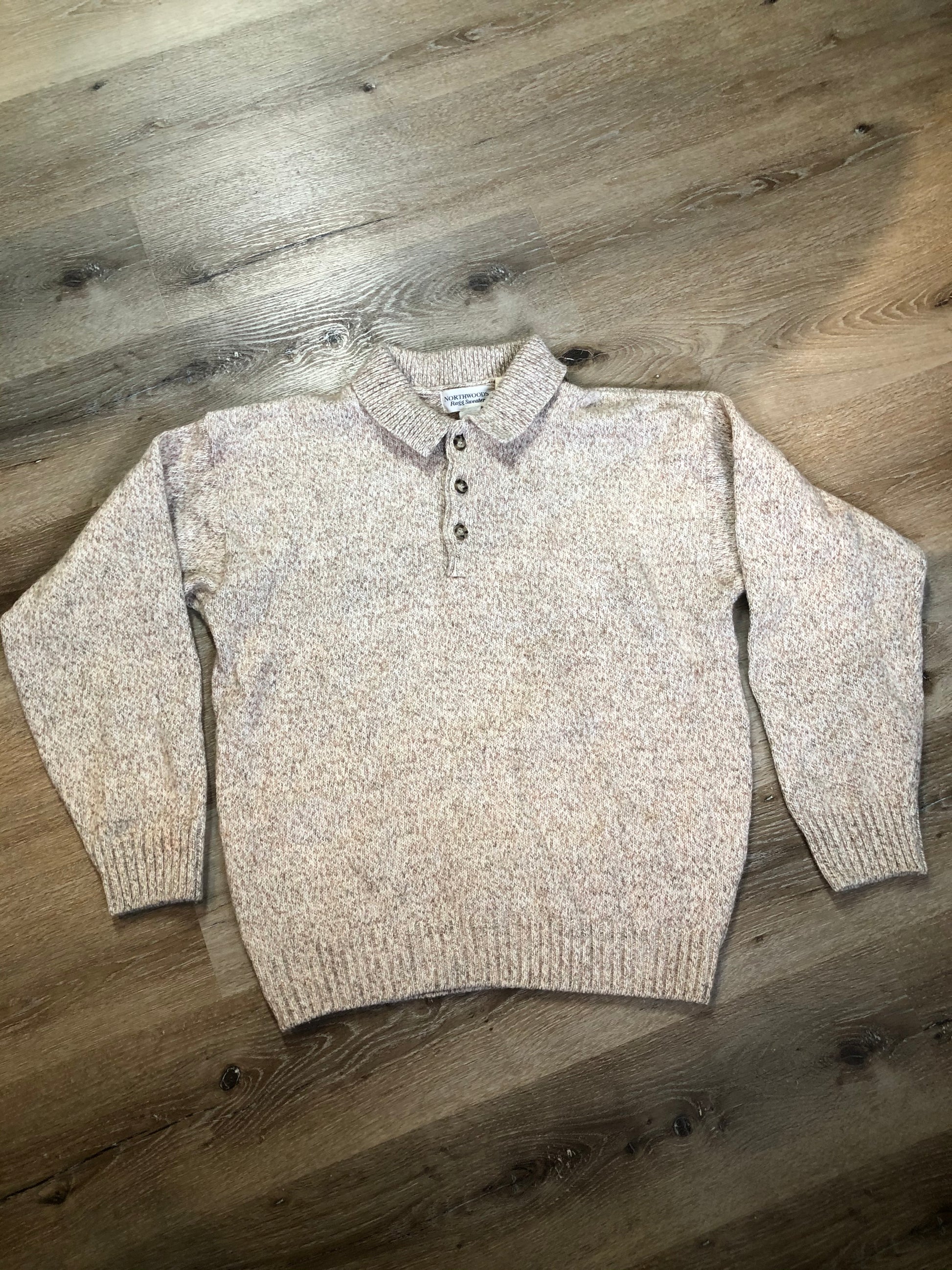 Kingspier Vintage - Northwoods wool and cotton blend sweater in beige. Made in Canada. Size medium.