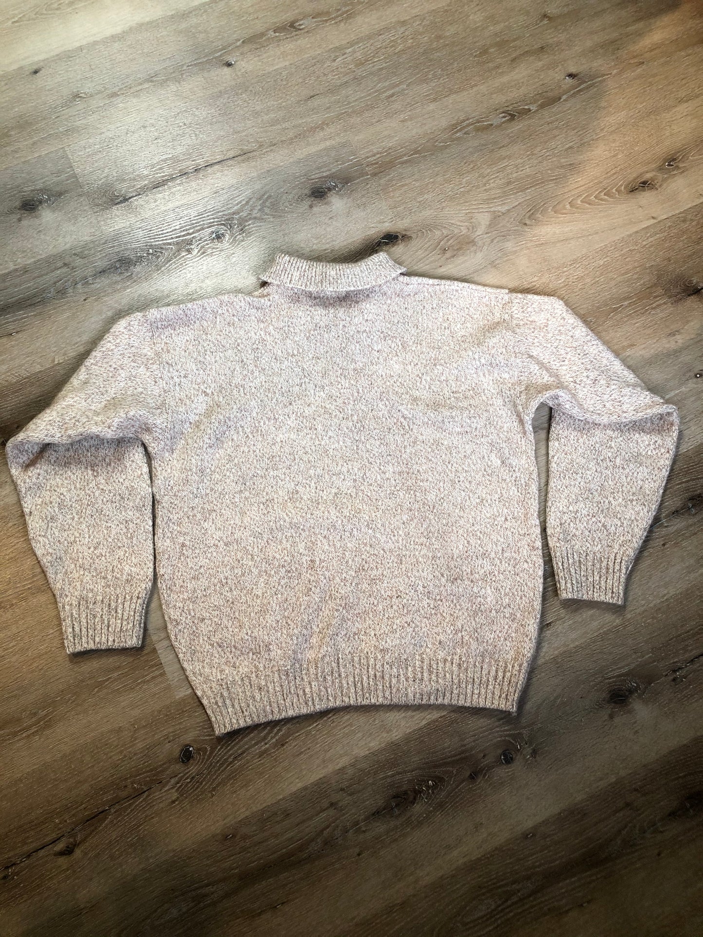 Kingspier Vintage - Northwoods wool and cotton blend sweater in beige. Made in Canada. Size medium.