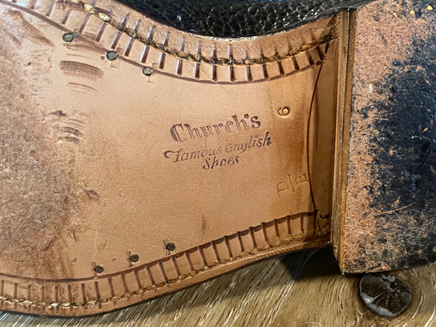 Kingspier Vintage - Black 1950s Ranch Oxhide Pebbled Leather Full Brogue Wingtip Derbies by Church's Famous English Shoes - Sizes: 6M 7.5W 38-39EURO, Made in Northampton, England, Leather Soles and Partial Rubber Heels