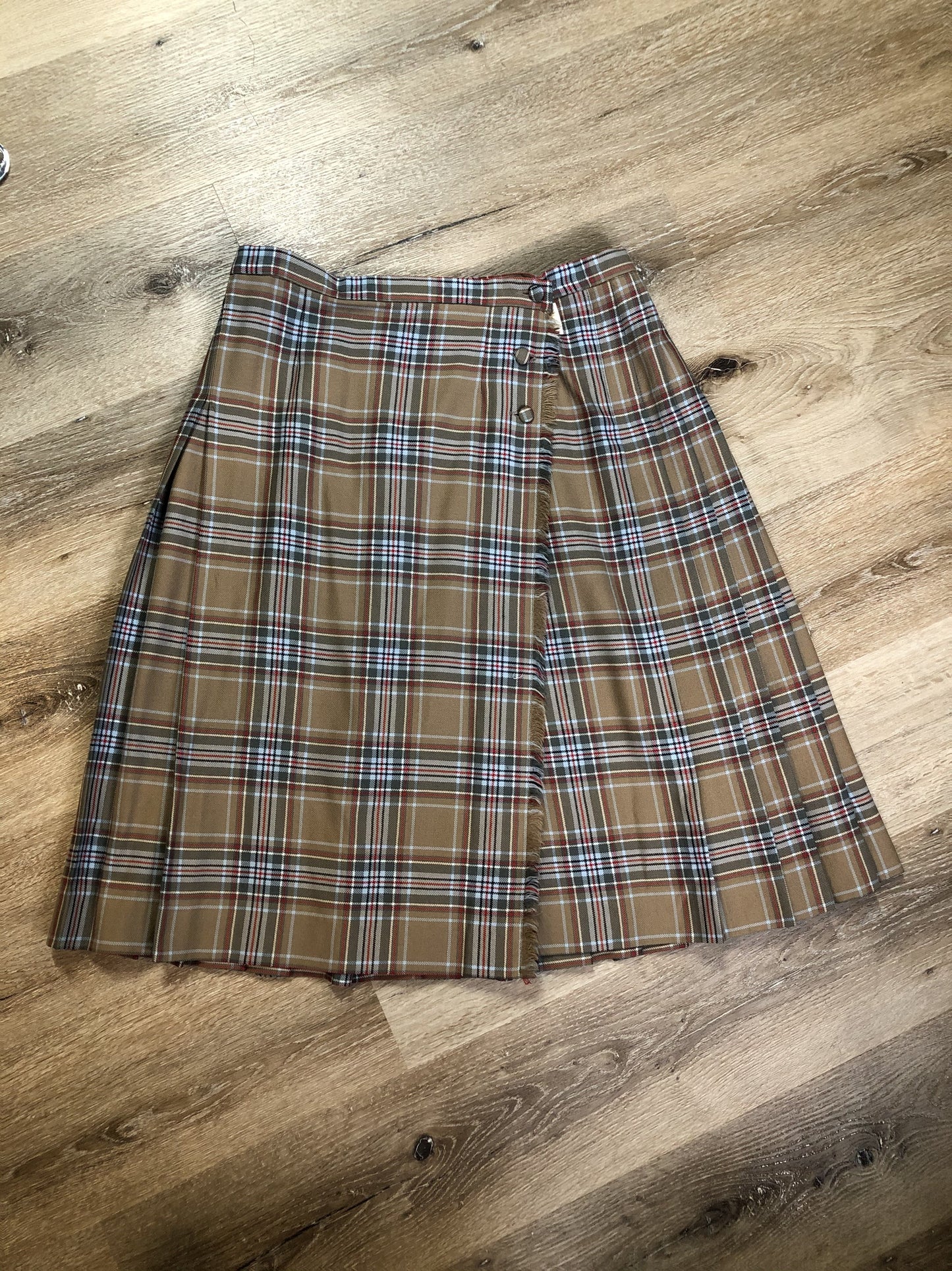 Kingspier Vintage - Vintage Diana Princess of Wales tartan 100% wool kilt. Made in Yarmouth, Nova Scotia, Canada.