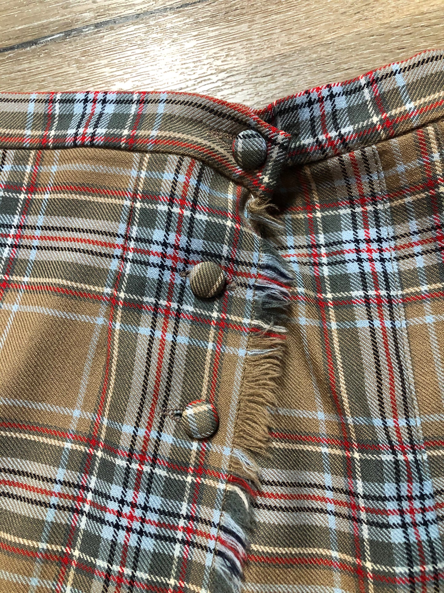 Kingspier Vintage - Vintage Diana Princess of Wales tartan 100% wool kilt. Made in Yarmouth, Nova Scotia, Canada.