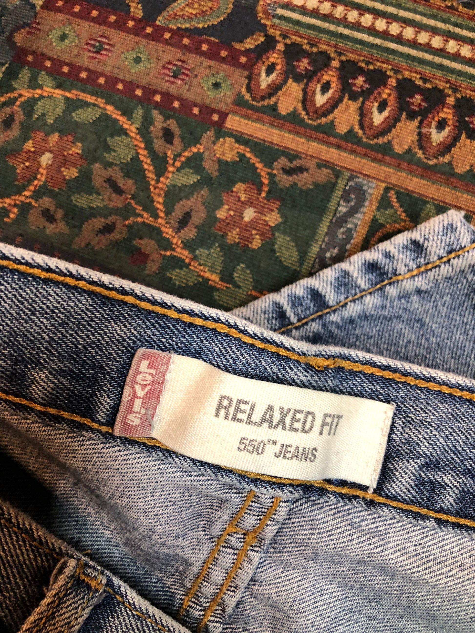 Levi’s 550 - 36”x30” Denim Jeans  Relaxed fit  Red tab  High rise  Button fly  Tapered leg  Lighter wash  100% cotton  Made in Egypt - Kingspier Vintage