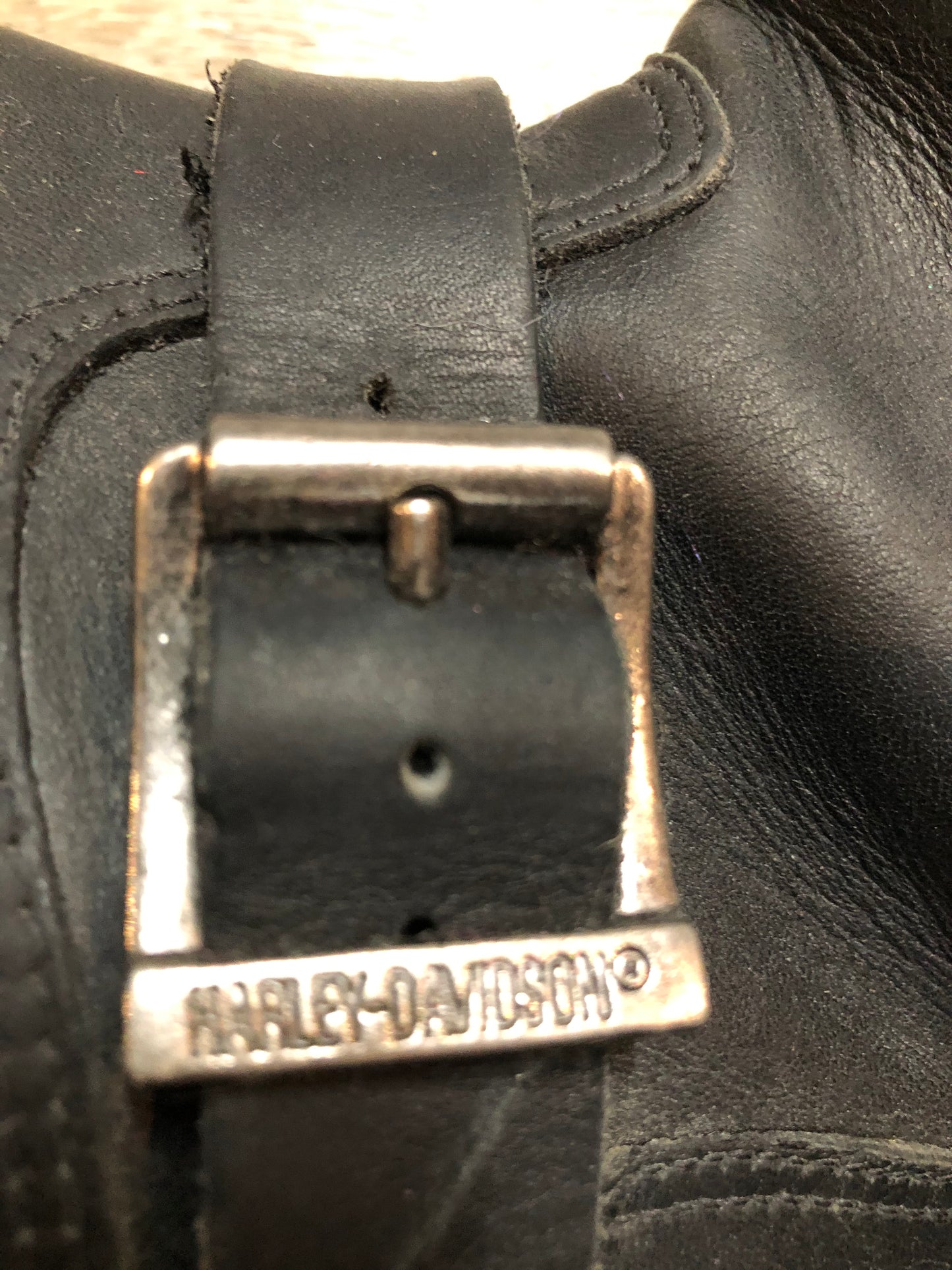 Kingspier Vintage - Harley Davidson black motorcycle boots with harness detail and large Harley Davidson and bald eagle emblem on each outer side of the boot. Boots are in good condition with some over all wear.