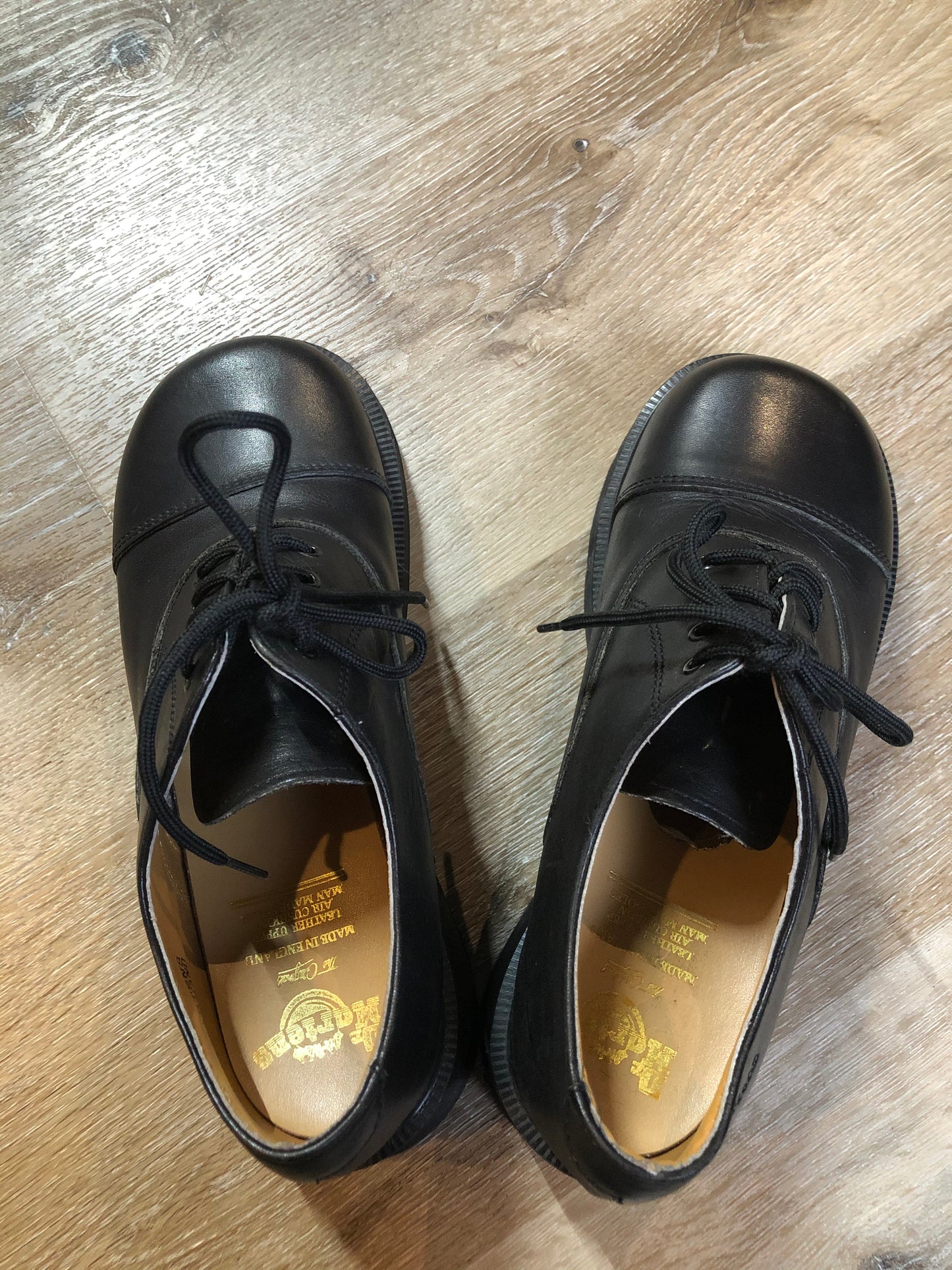 Kingspier Vintage - Brand new, made in UK! Black Doc Martens, heeled 70s style (more dramatic than the modern "Shriver" style.) Top of shoe hits at the ankle.
Size UK 6/ US W 8.5