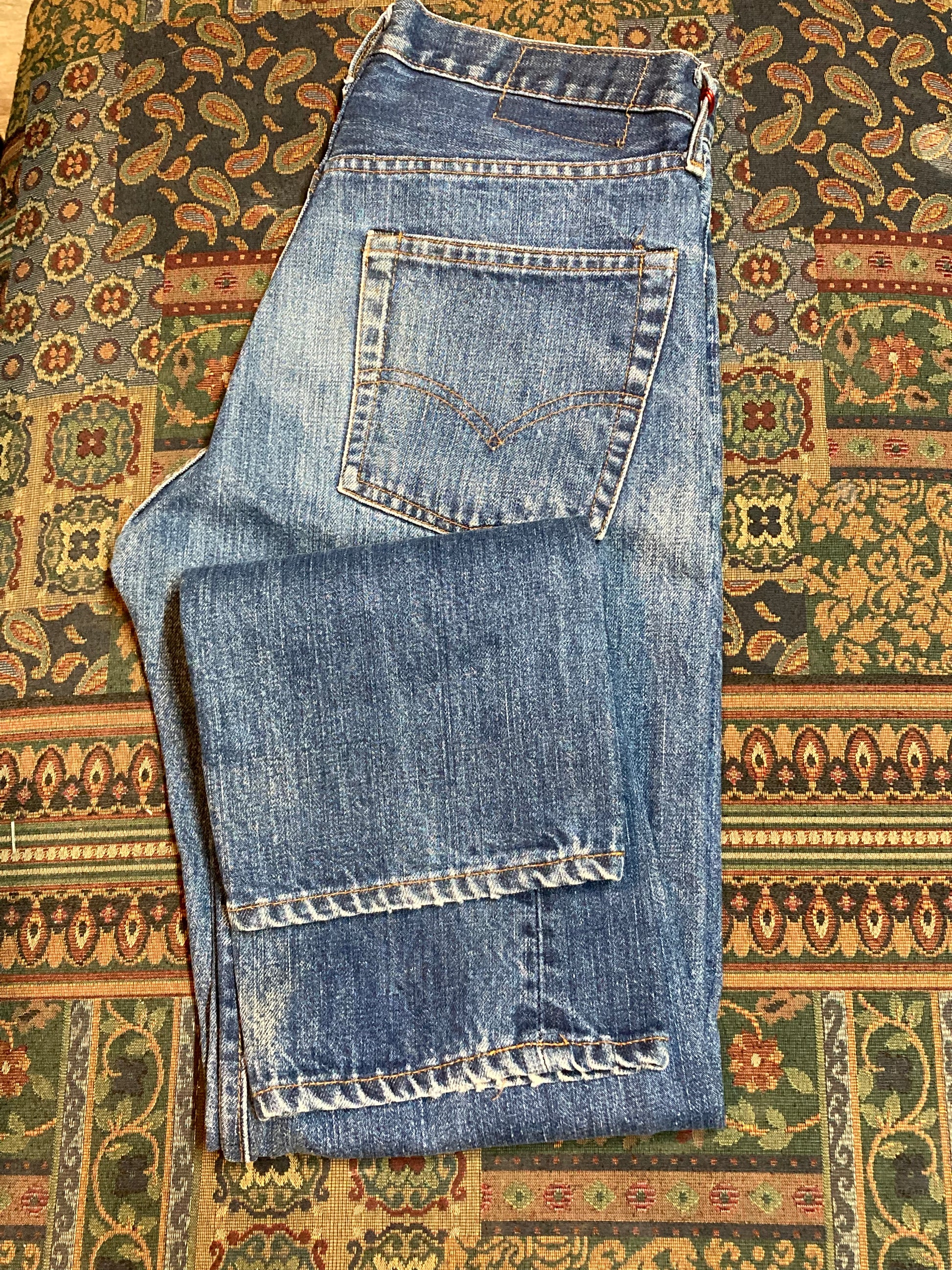 Levi’s 505 Denim Jean - 31”x31”  Vintage Red Tab  Mid rise  Zip fly  Straight leg.  Medium wash  Tags removed  Worn in Netflix’s “The Sinner”  Made in USA - Kingspier Vintage