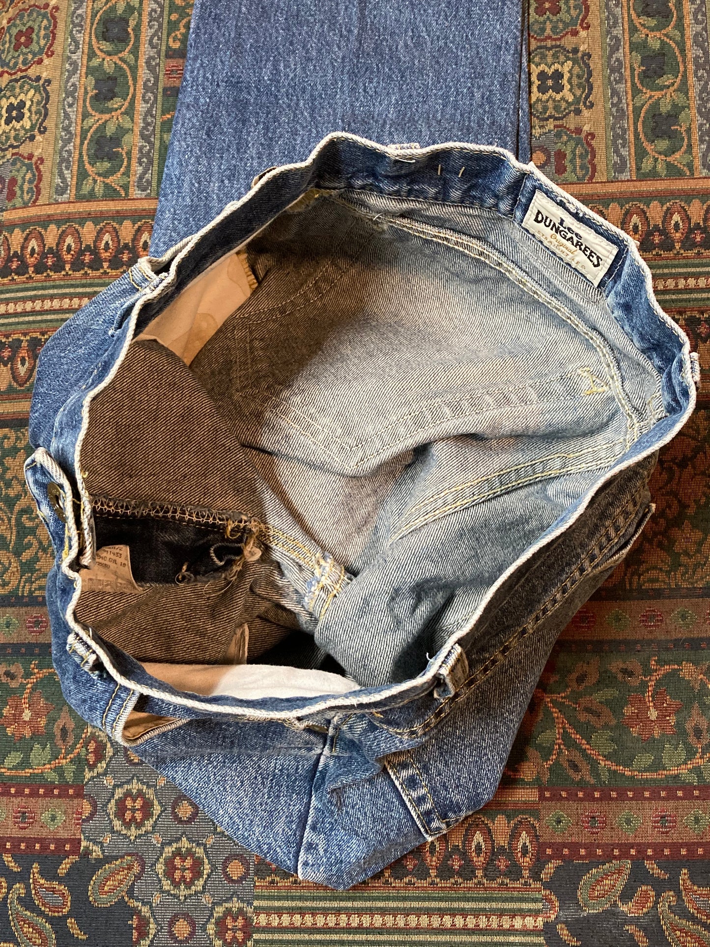 Vintage Lee Dungarees - 30”x30” Denim Jeans 100% cotton High rise Straight leg Medium wash Made in USA - Kingspier Vintage