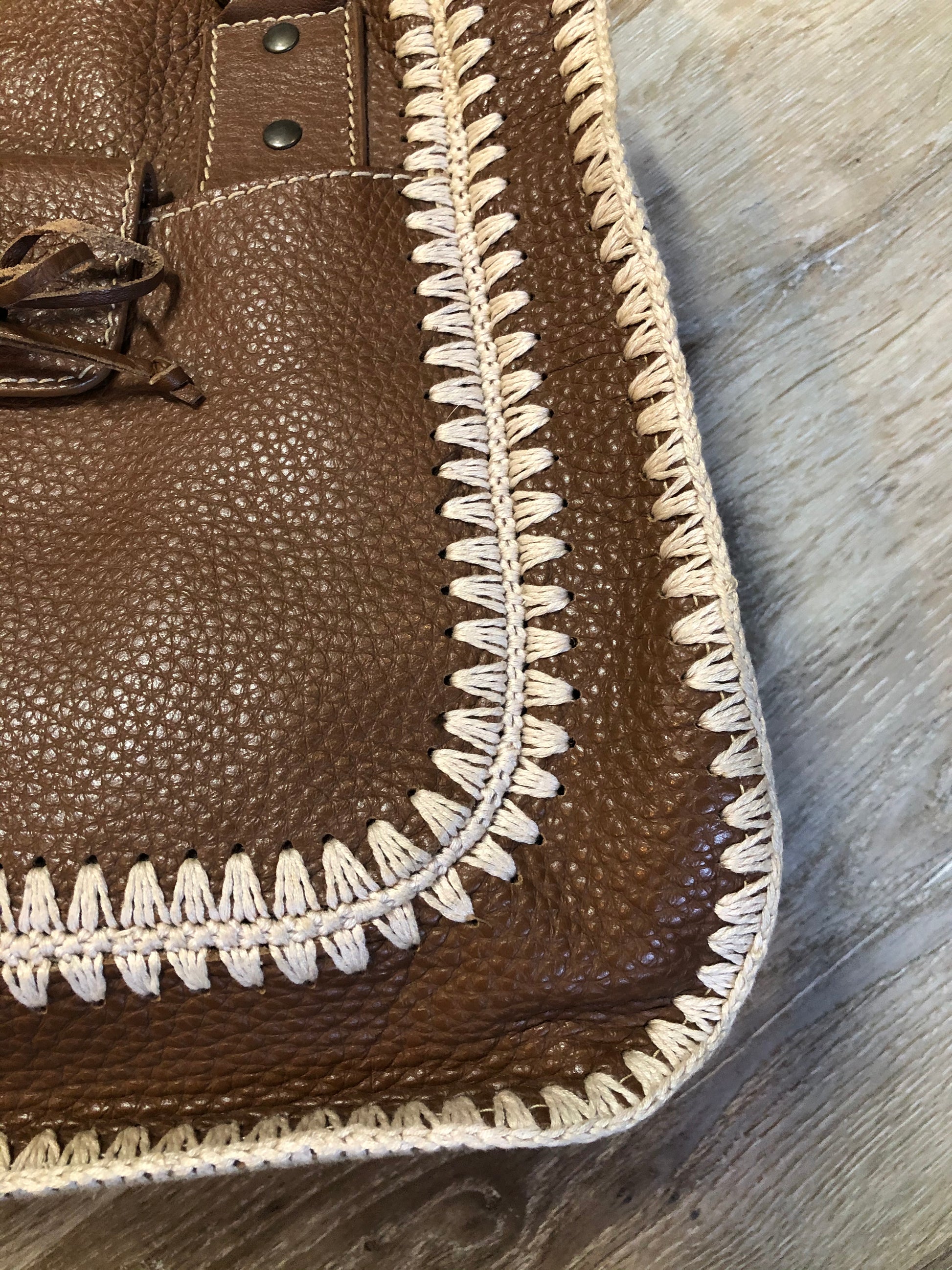 Kingspier Vintage - Russell and Brommley brown pebble leather handbag with decorative stitching one inside compartment