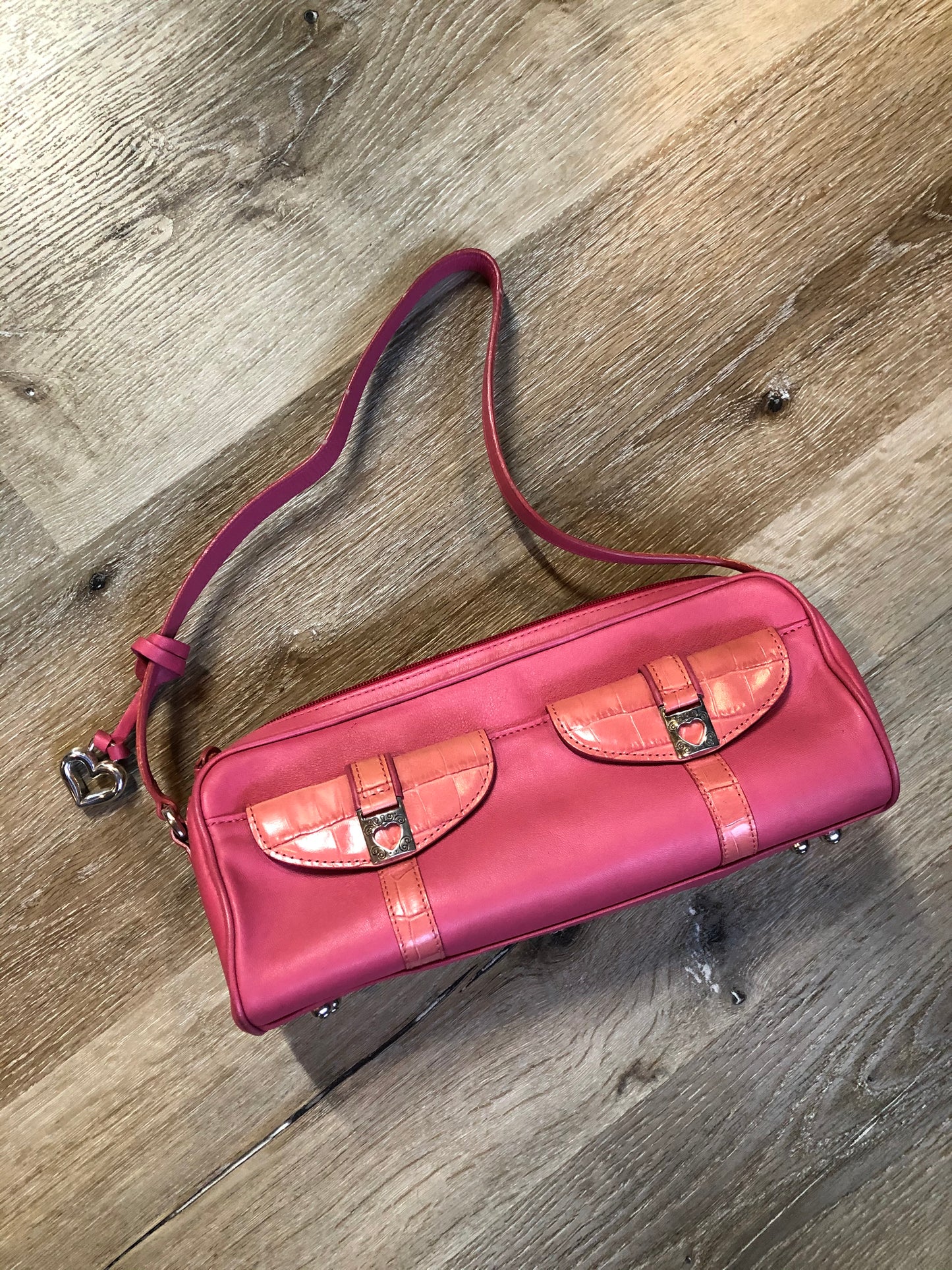 Kingspier Vintage - Brighton bubble gum pink leather handbag with leather croc-embossed details, heart motifs and colourful stripe lining.