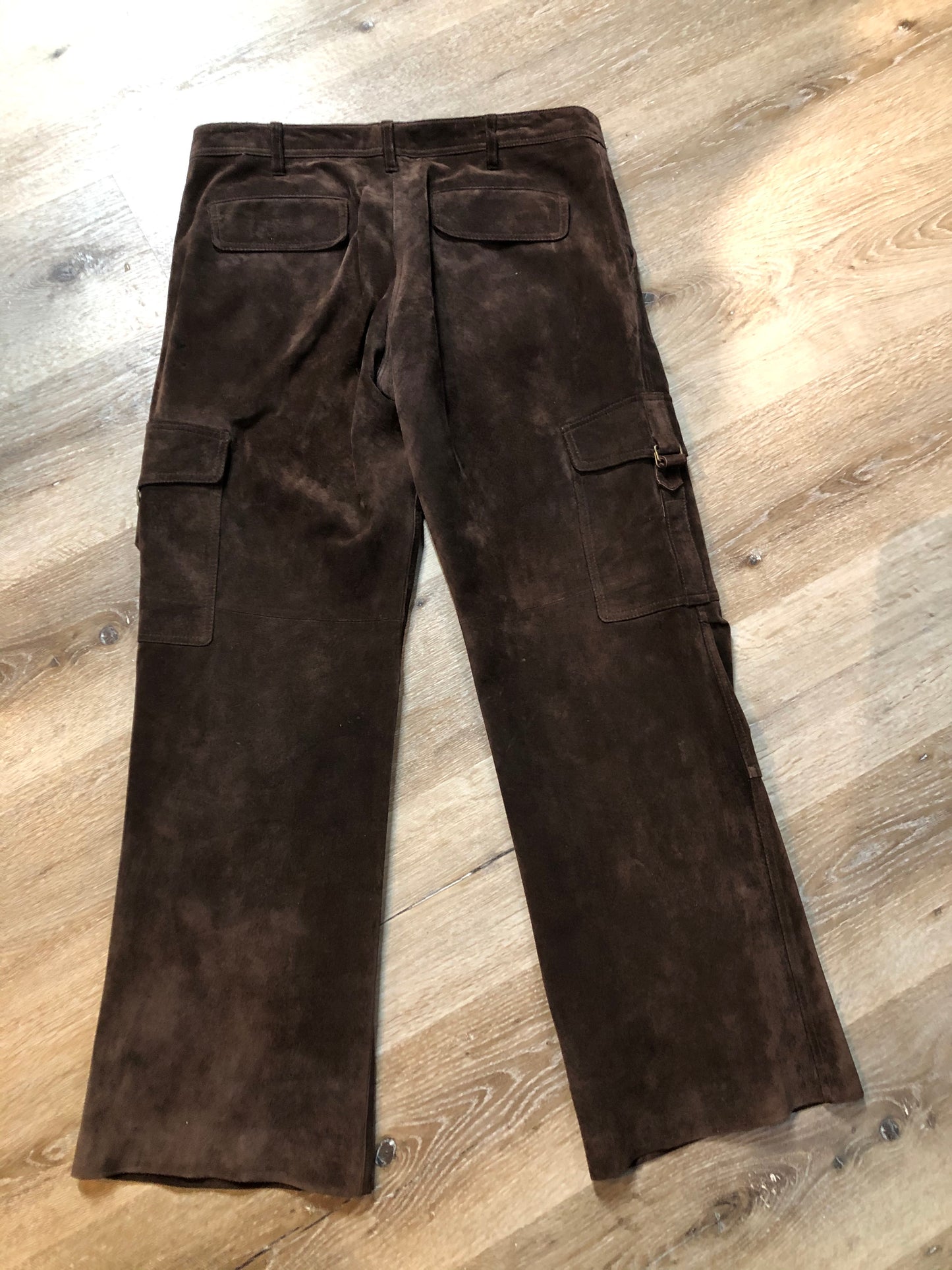 Kingspier Vintage - Danier brown suede straight leg cargo pants with snap closures, front and back pockets and side pockets