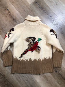Kingspier Vintage - Vintage deadstock Mary Maxim 100$ wool cardigan. This cardigan features a pheasant hunting motif, two front pockets and a zipper closure.