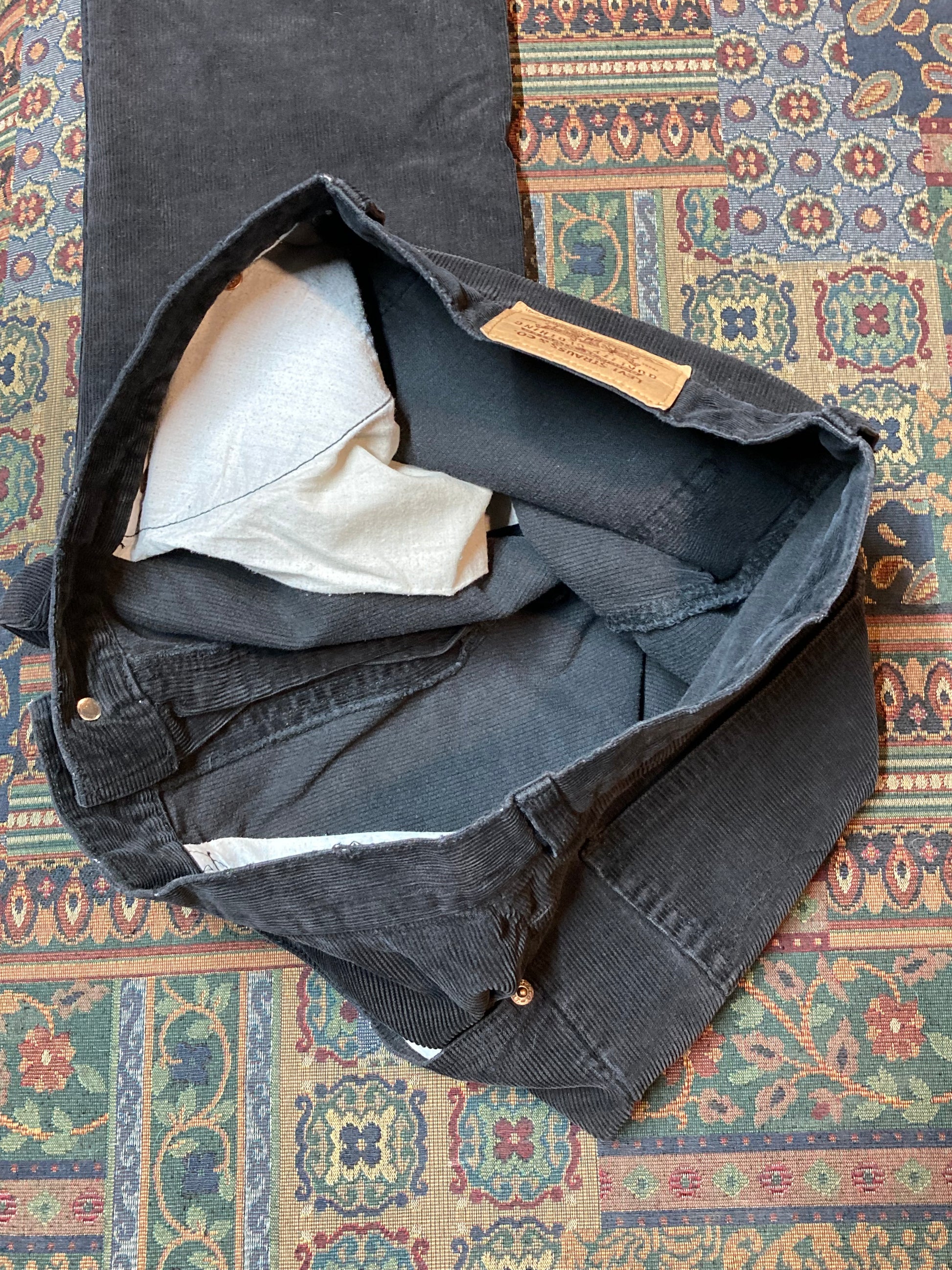 Levi’s Vintage Orange Tab Black Corduroy Pants - 34”x26.5” - Kingspier Vintage