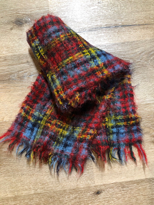 Kingspier Vintage - Smith’s Breumda red plaid mohair blend scarf. Made in Scotland.