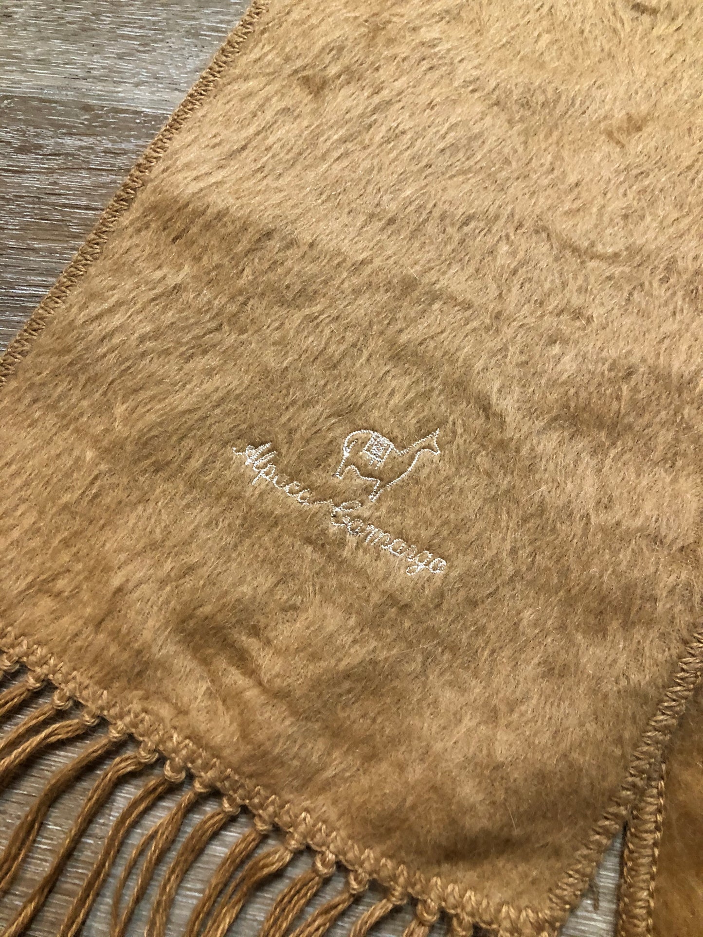 Kingspier Vintage - Alpaca Camargo camel 100% alpaca wool scarf. Made in Peru.