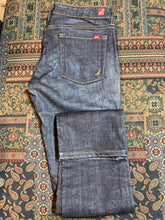 Load image into Gallery viewer, Dish Dark Wash Denim Jeans - 30”x32”, Made in Canada - Kingspier Vintage
