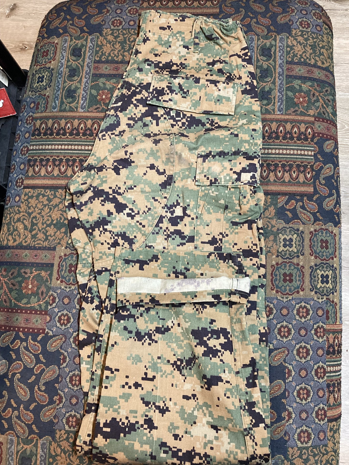 USMC Digital Camo Cargo Pants - 27-31”x29-32”, Made in USA - Kingspier Vintage