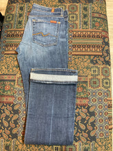 Load image into Gallery viewer, Kingspier Vintage - For All Mankind Denim Jeans - 30”x31.5”

Size 28

Low rise

Medium wash

Boot cut

Style - U075080U-080U

99% Cotton/ 2% /elastane

Made in USA
