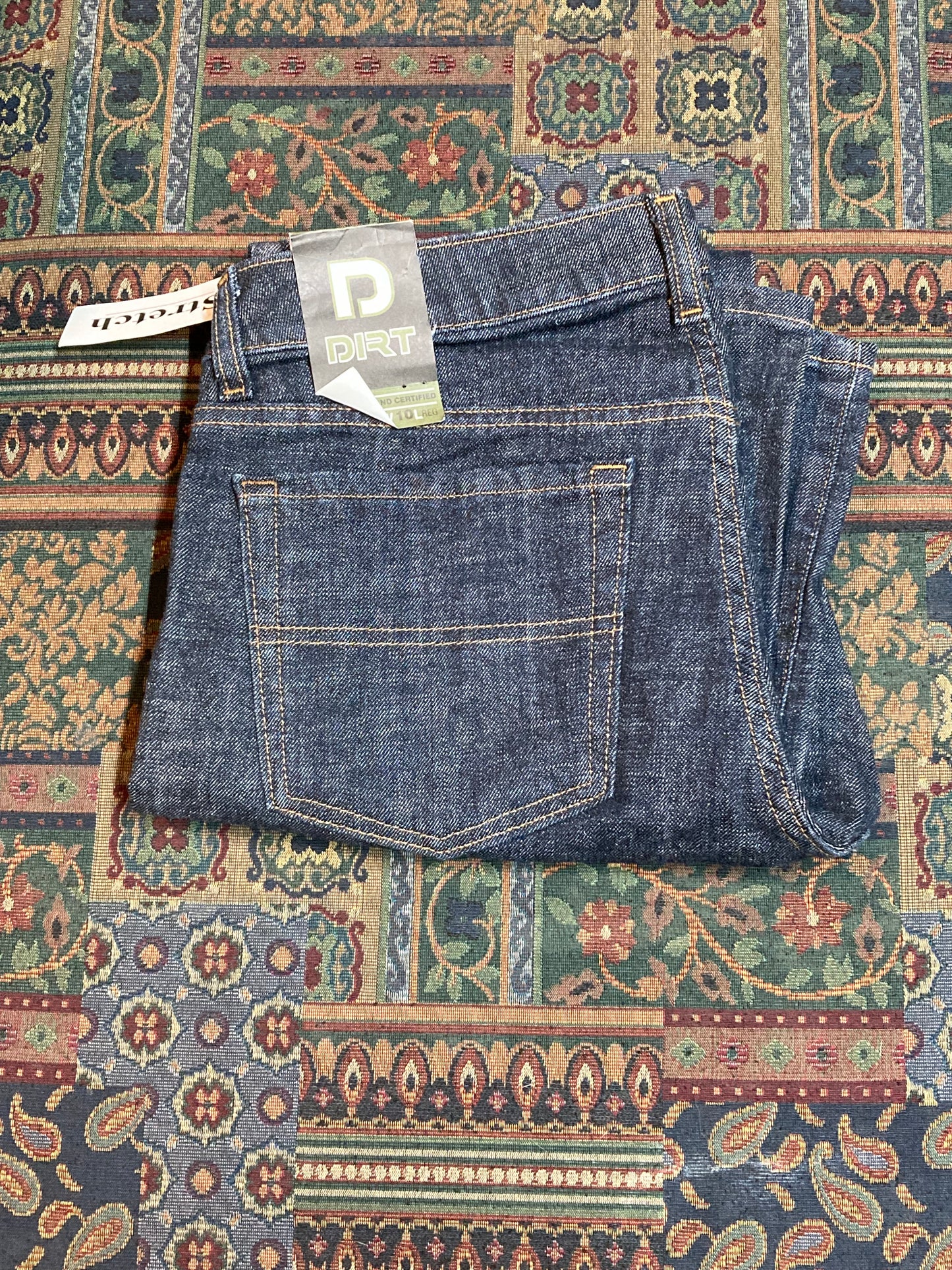 Kingspier Vintage - Dirt Denim Jeans - 30”x31”
Size 10 Reg
NWT
Low rise
Dark wash
99% Cotton/ 1% Lycra
Made in Canada