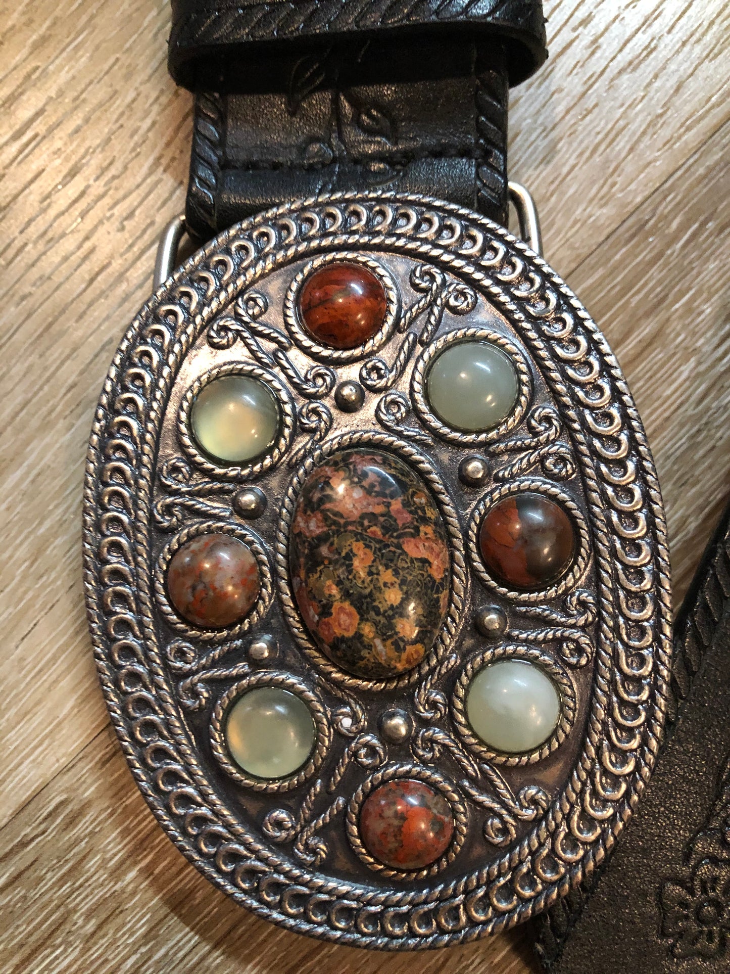 Kingspier Vintage - Brown leather belt with floral tooling and belt buckle adorned with multi-coloured stones
