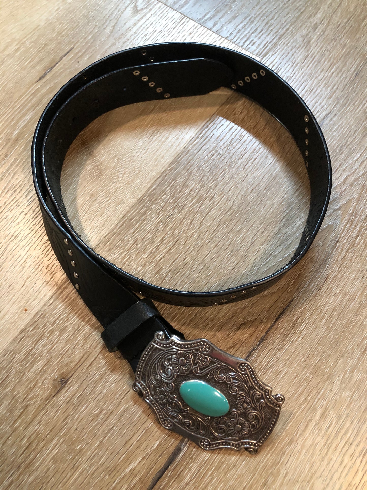 Kingspier Vintage - Black leather belt with butterfly motif tooling and buckle with faux turquoise stone.