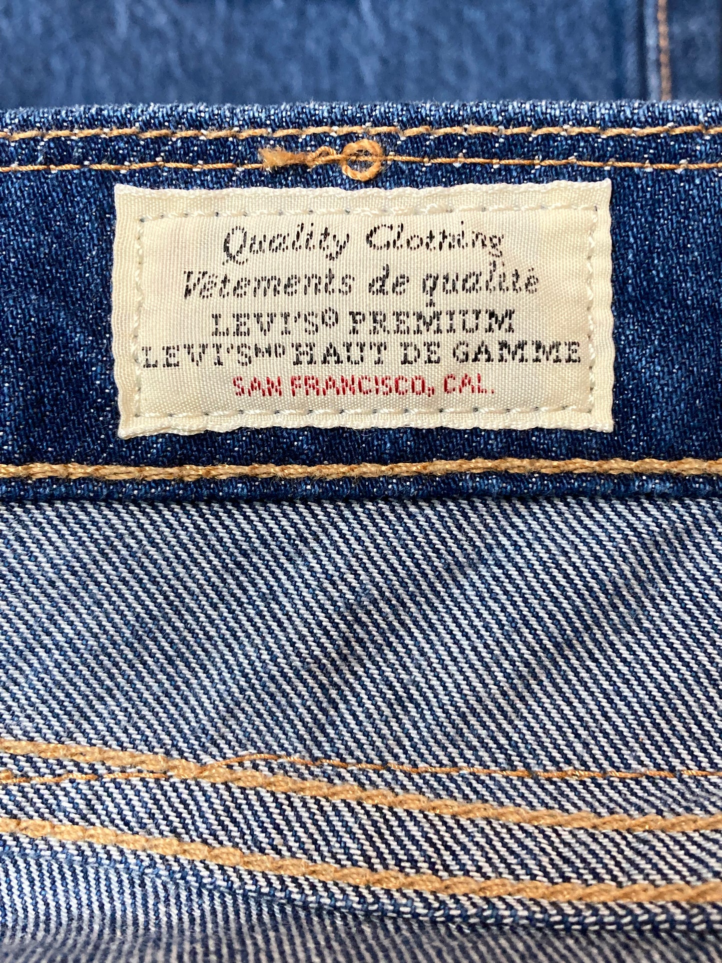 Kingspier Vintage - Levi’s 511 Slim Red Tab - 31”x30”
NWT
Lower rise
Slim fit
Made with Tencel for stretch
Marked 30”-”x32”
Made in Poland
