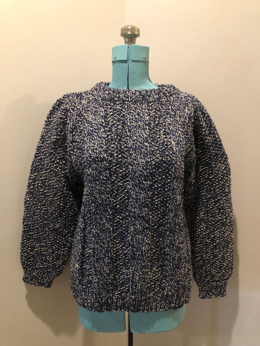 Kingspier Vintage - Vintage ragg wool sweater is made with coarse wool and is hand-knit in Nova Scotia.
As new.