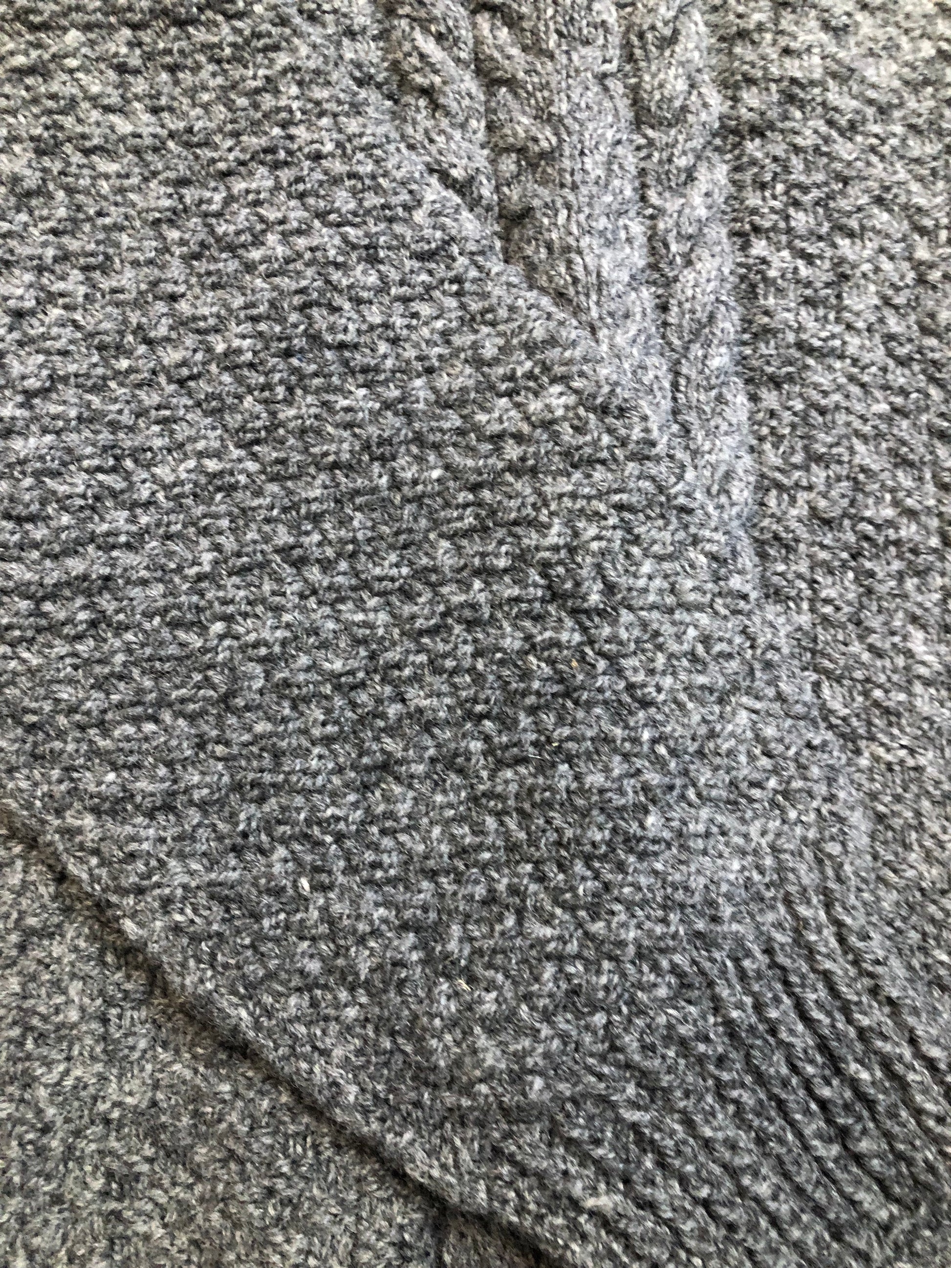 Kingspier Vintage - Vintage Heritage Crafts hand-knit grey wool crewneck sweater.
Made in Nova Scotia, Canada.
Size medium.