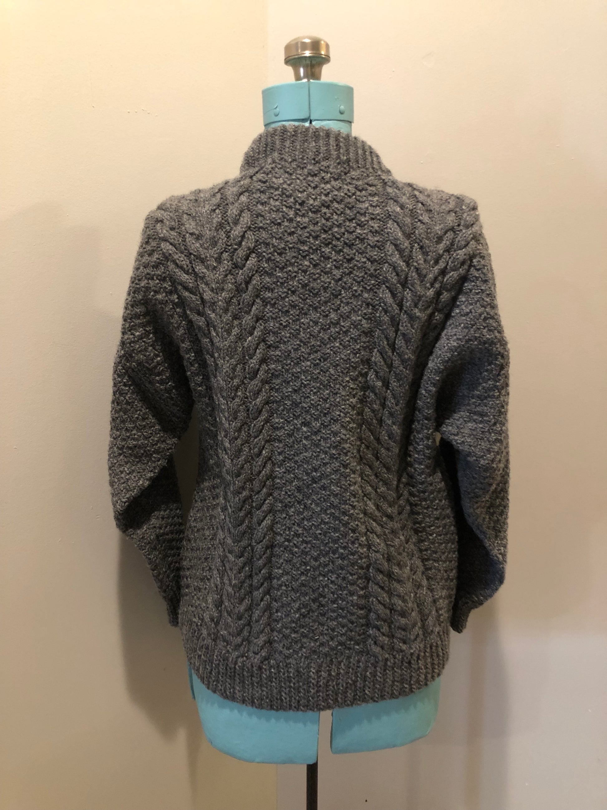 Kingspier Vintage - Vintage Heritage Crafts hand-knit grey wool crewneck sweater.
Made in Nova Scotia, Canada.
Size medium.