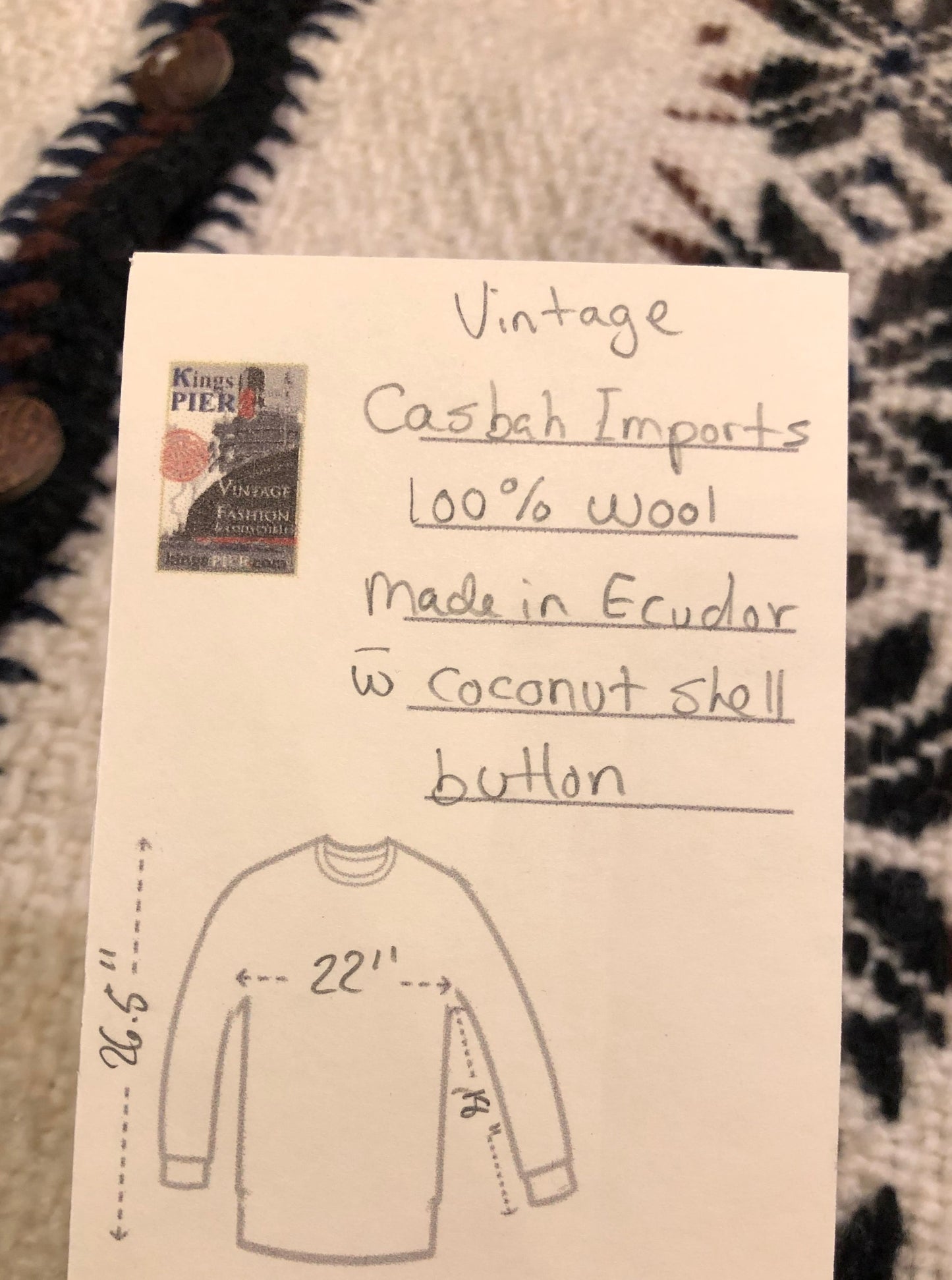 Kingspier Vintage - Vintage Casbah Imports 100% wool cardigan with coconut shell buttons.
Made in Ecuador.