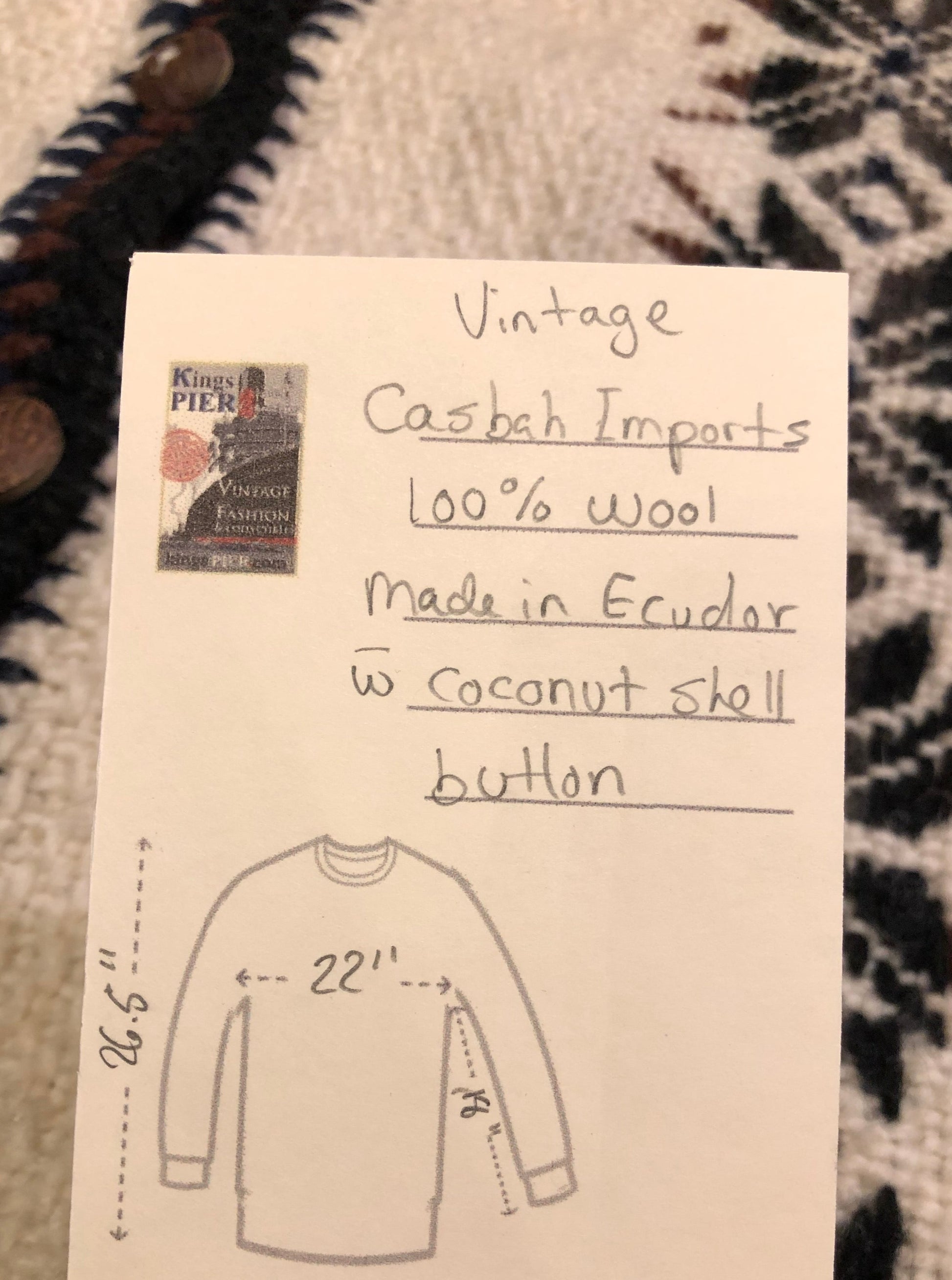 Kingspier Vintage - Vintage Casbah Imports 100% wool cardigan with coconut shell buttons.
Made in Ecuador.