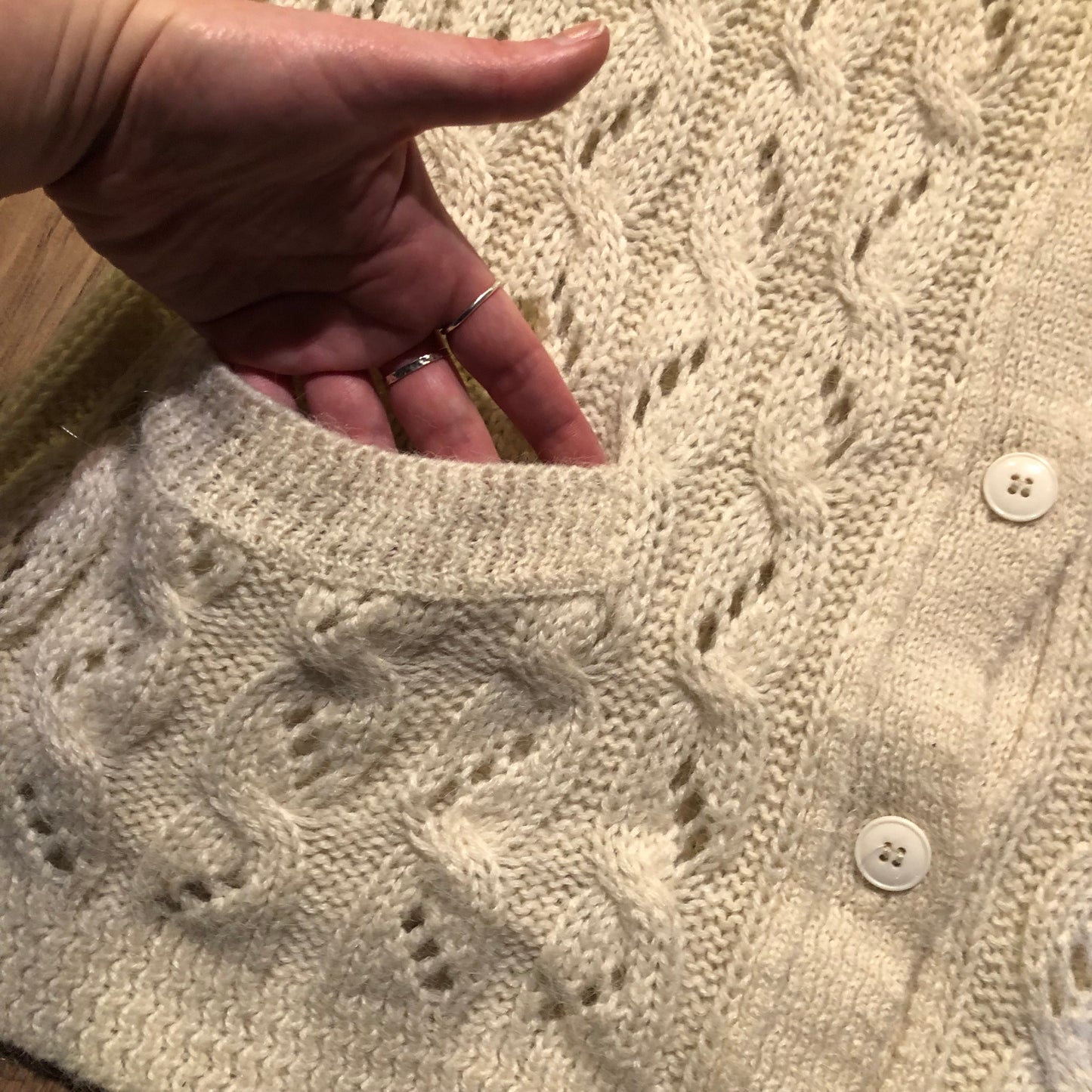 Kingspier Vintage - Vintage Pierre Cardin wool blend long cardigan with button closures and two front pockets.
/65% Acrylic, 20% Alpaca, 15% Nylon.
Made in USA.
Size large.