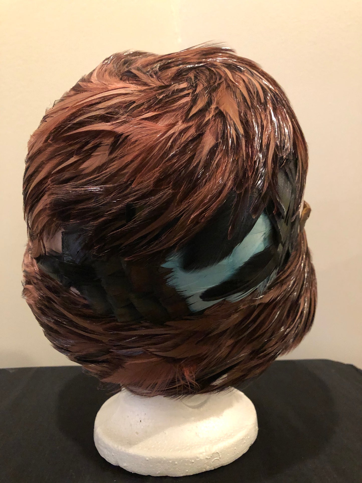 Kingspier Vintage - Vintage brown felt hat with black, brown, blue and pink feathers. No tags.
Circumference - 21”
Hat is in excellent vintage condition.